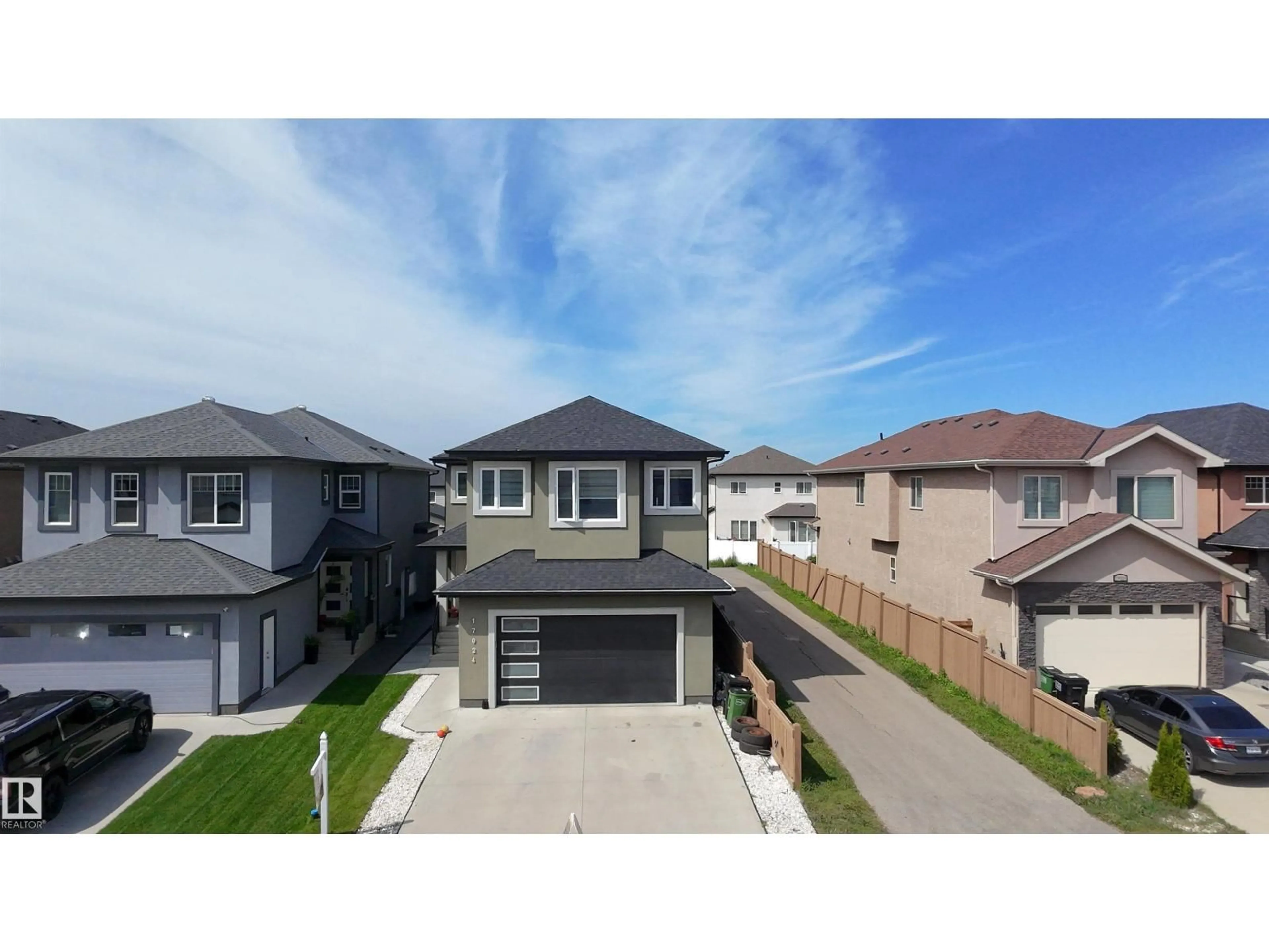 A pic from outside/outdoor area/front of a property/back of a property/a pic from drone, street for 17024 62 ST, Edmonton Alberta T5Y3S4
