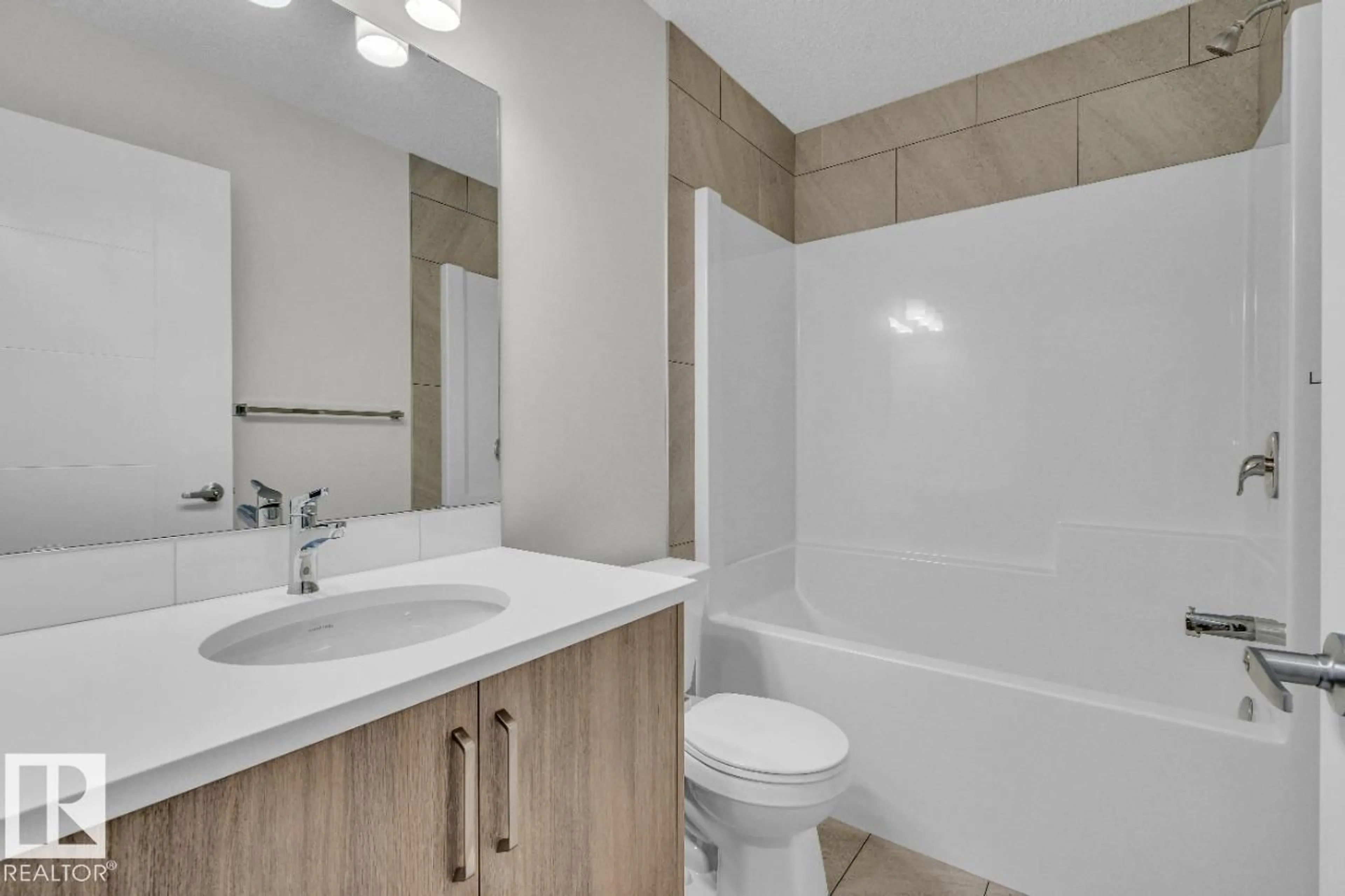 Standard bathroom, ceramic/tile floor for 1076 BERG PL, Leduc Alberta T9E1T6