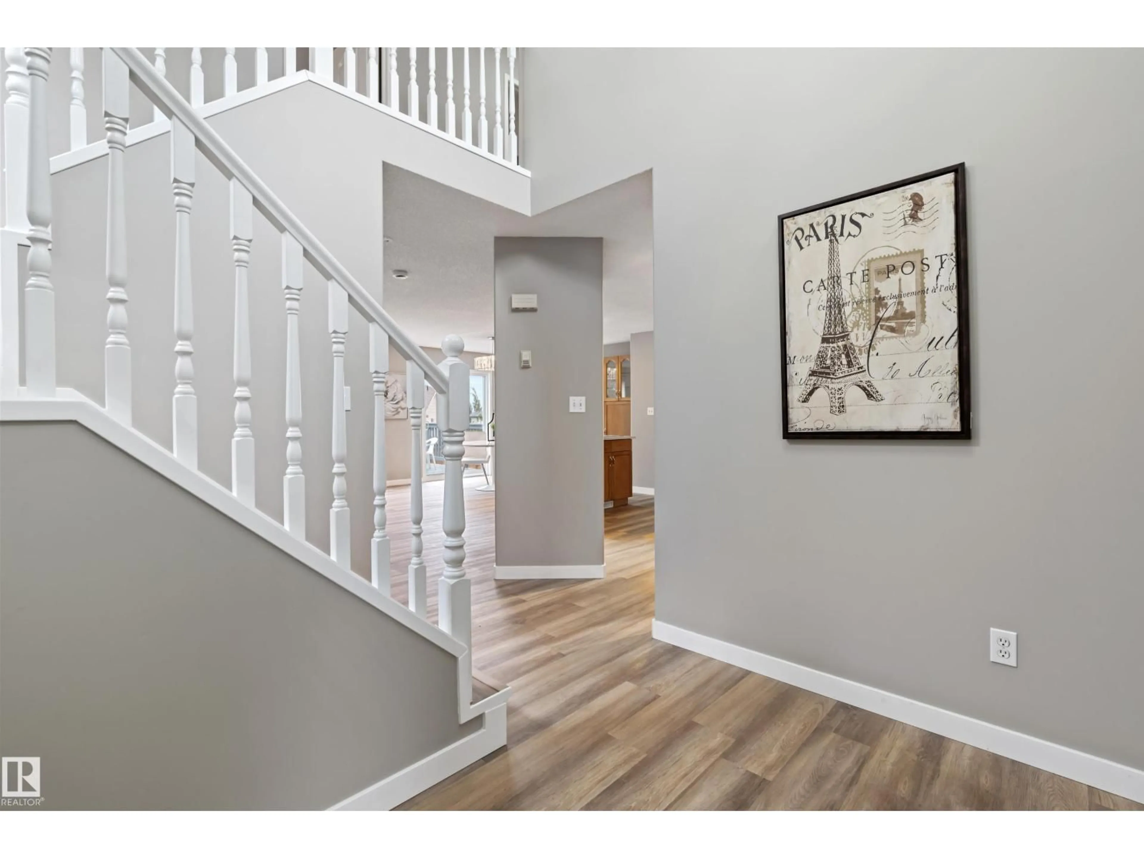 Indoor entryway for 132 FOXBORO, Sherwood Park Alberta T8A6C8