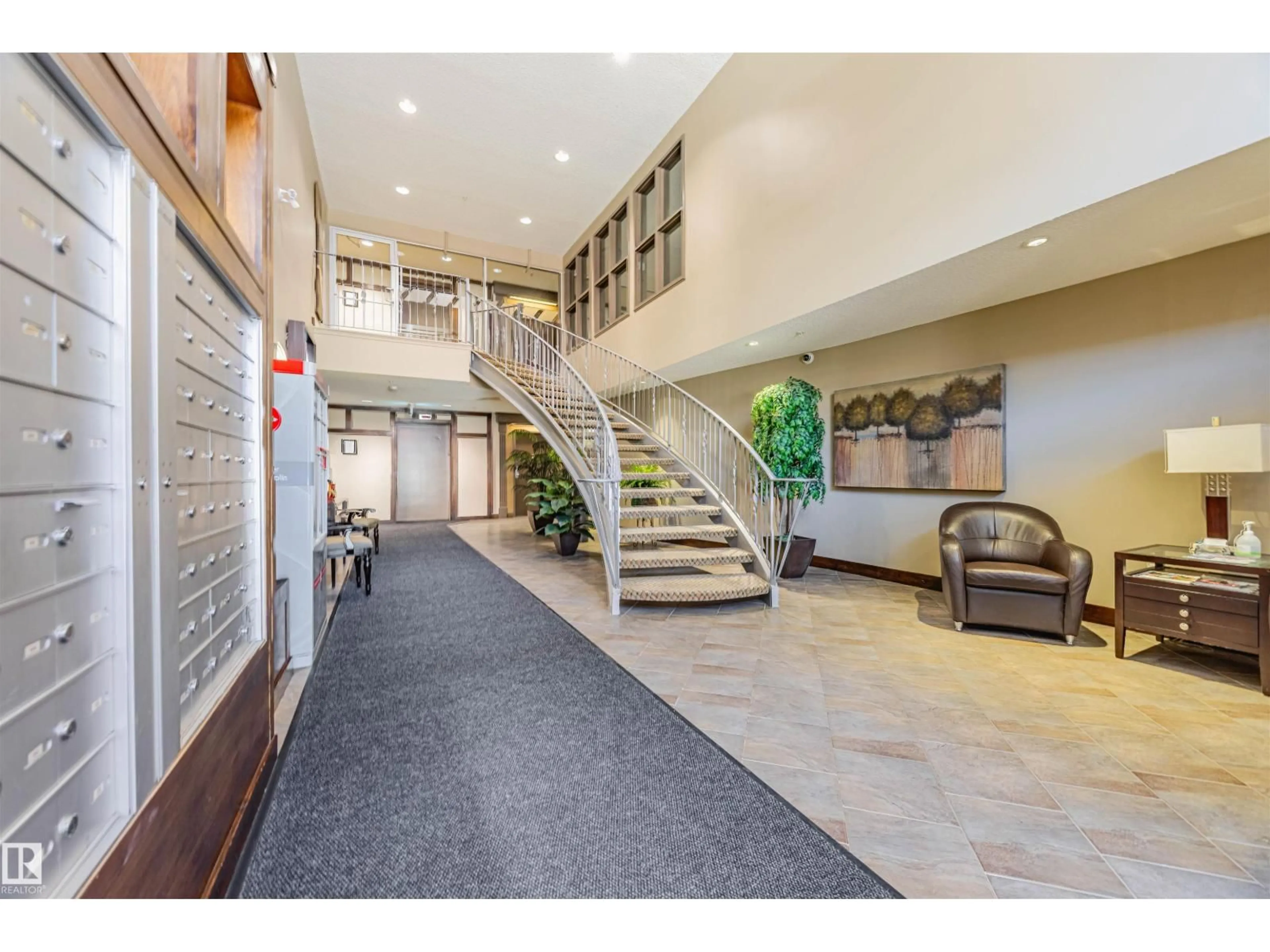 Indoor foyer for 412 141 FESTIVAL WY, Sherwood Park Alberta T8A3V8