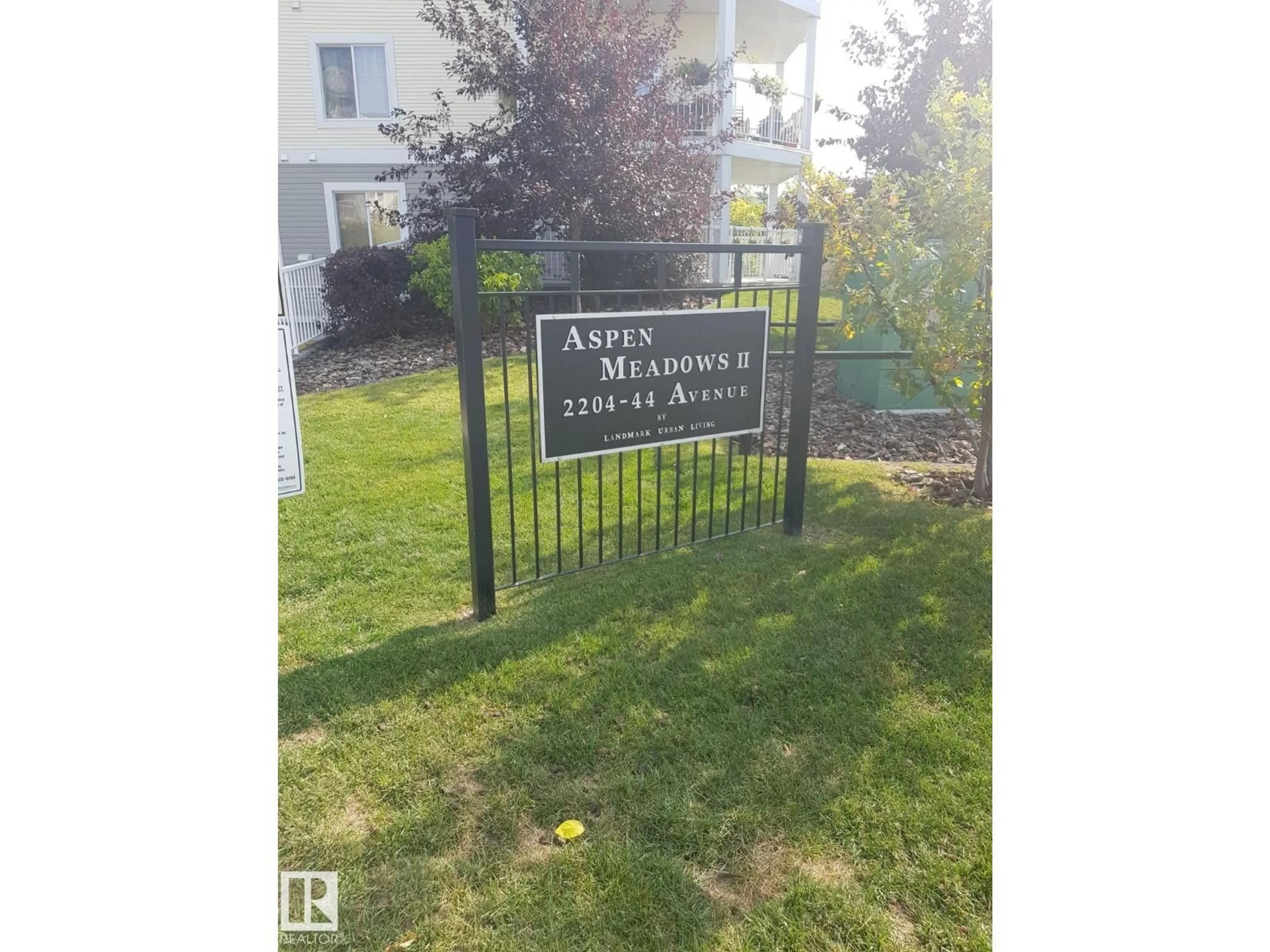 Unknown for 117 - 2204 44 AV NW, Edmonton Alberta T6T0G5