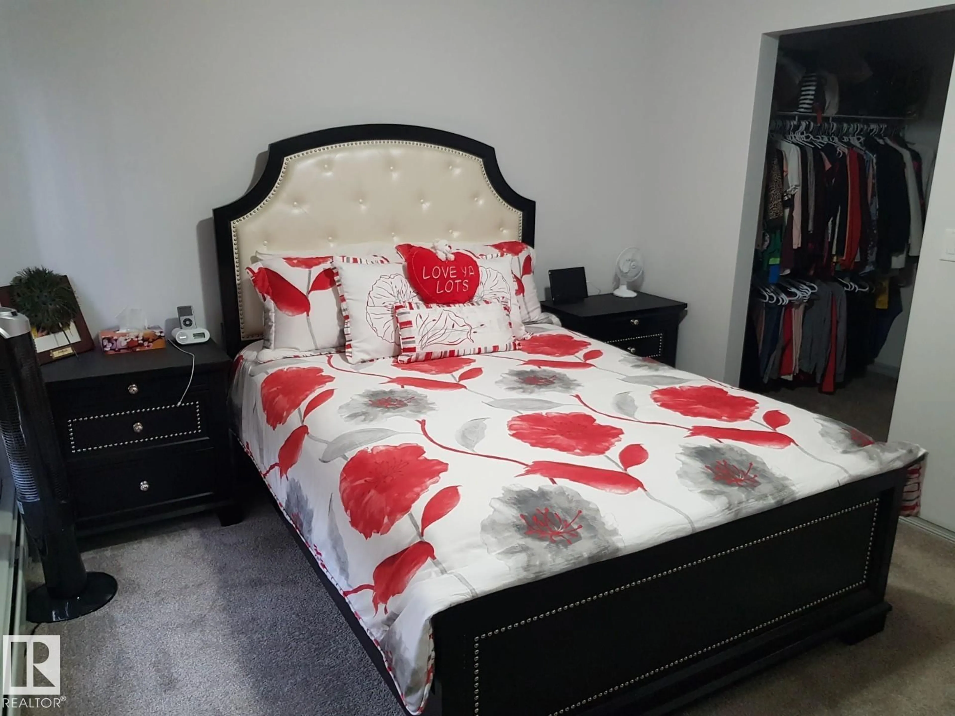 Bedroom with bed, carpet floor for 117 - 2204 44 AV NW, Edmonton Alberta T6T0G5