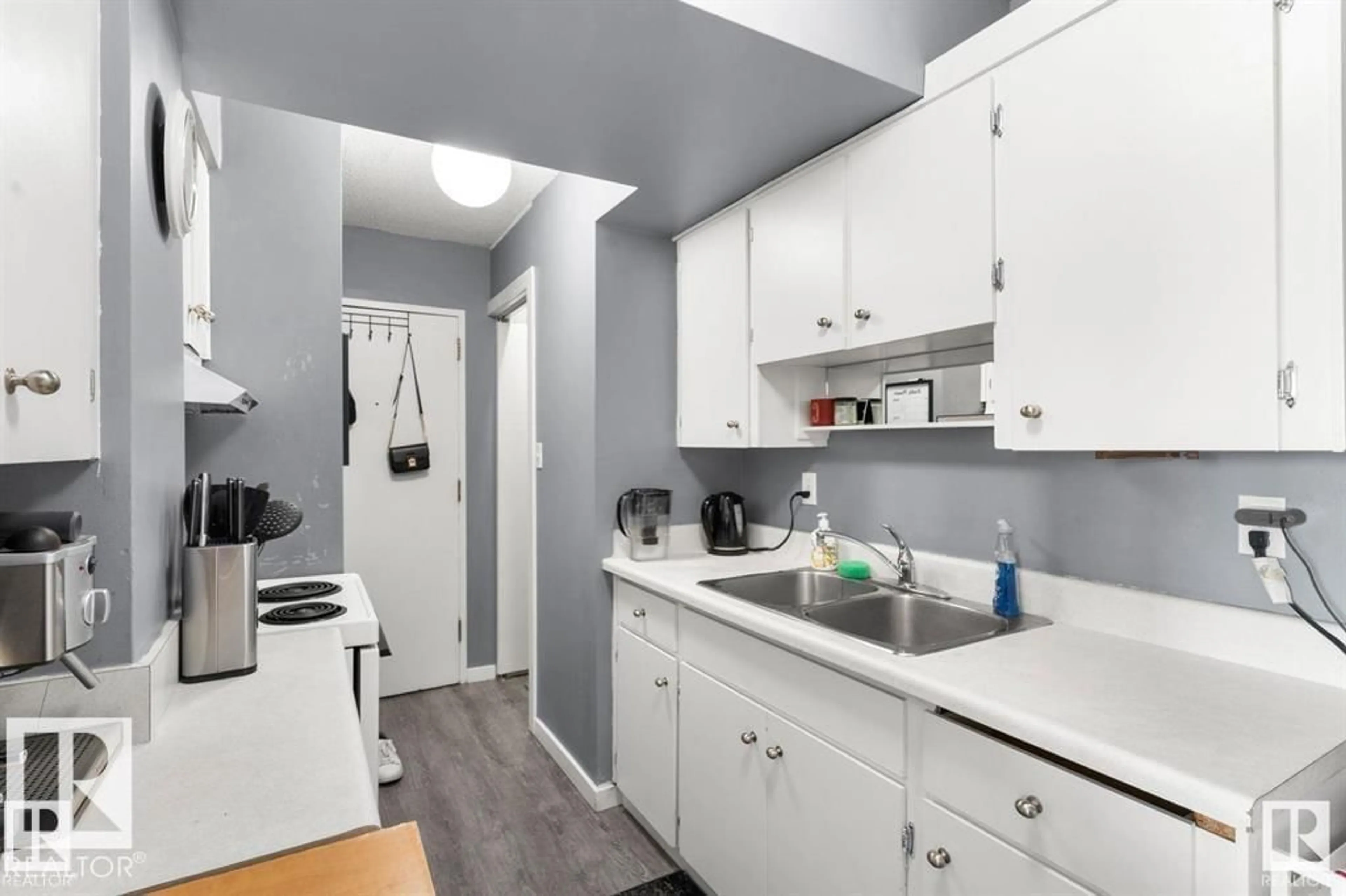 Standard kitchen, unknown for #306 - 8310 JASPER AV, Edmonton Alberta T5H3S3