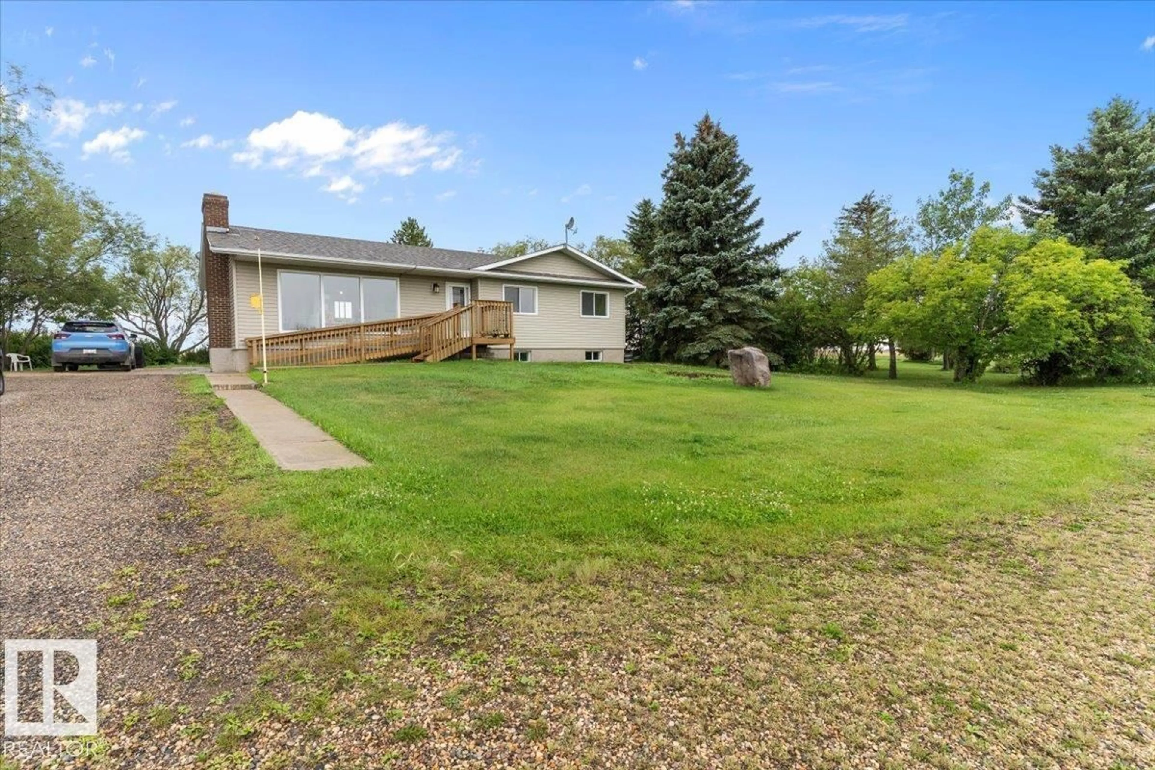 A pic from outside/outdoor area/front of a property/back of a property/a pic from drone, unknown for 49032 RANGE ROAD 160, Rural Beaver County Alberta T0B2C0