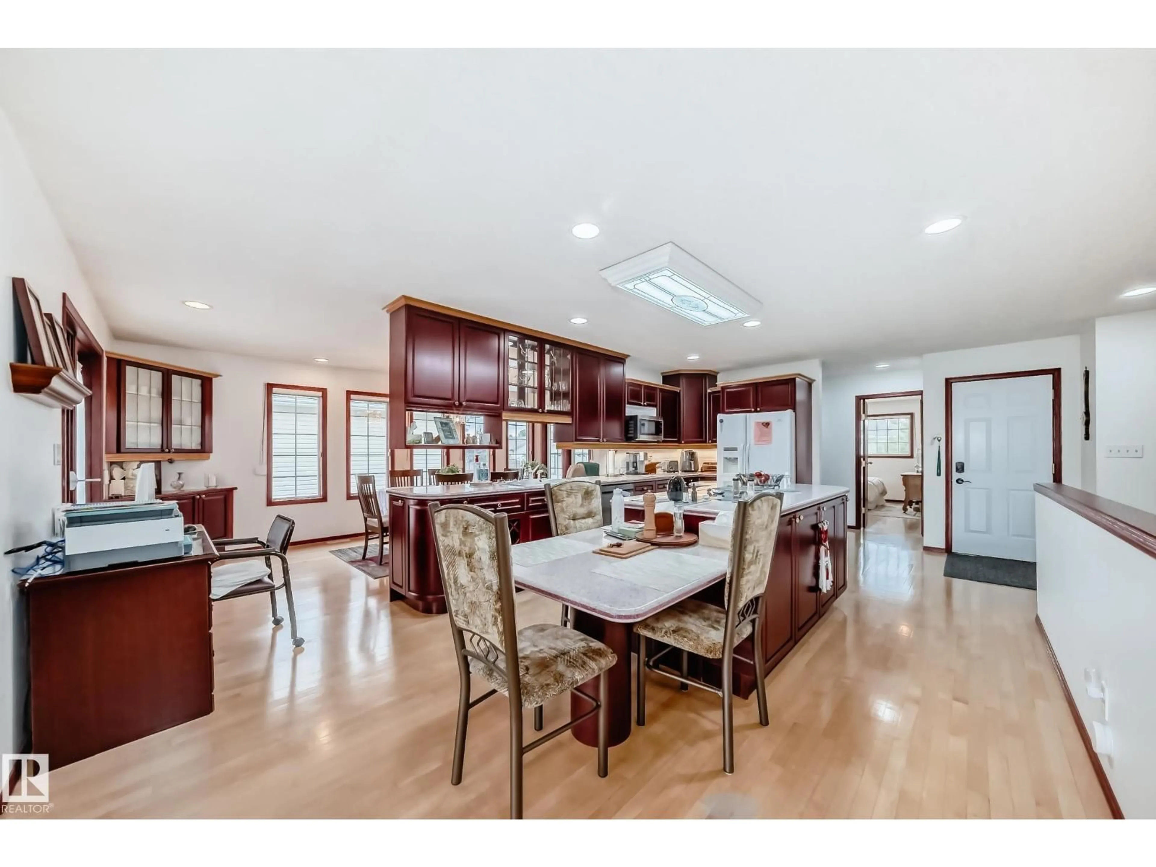 Open concept kitchen, unknown for 122 - 4610 50 AV, Stony Plain Alberta T7Z1P4