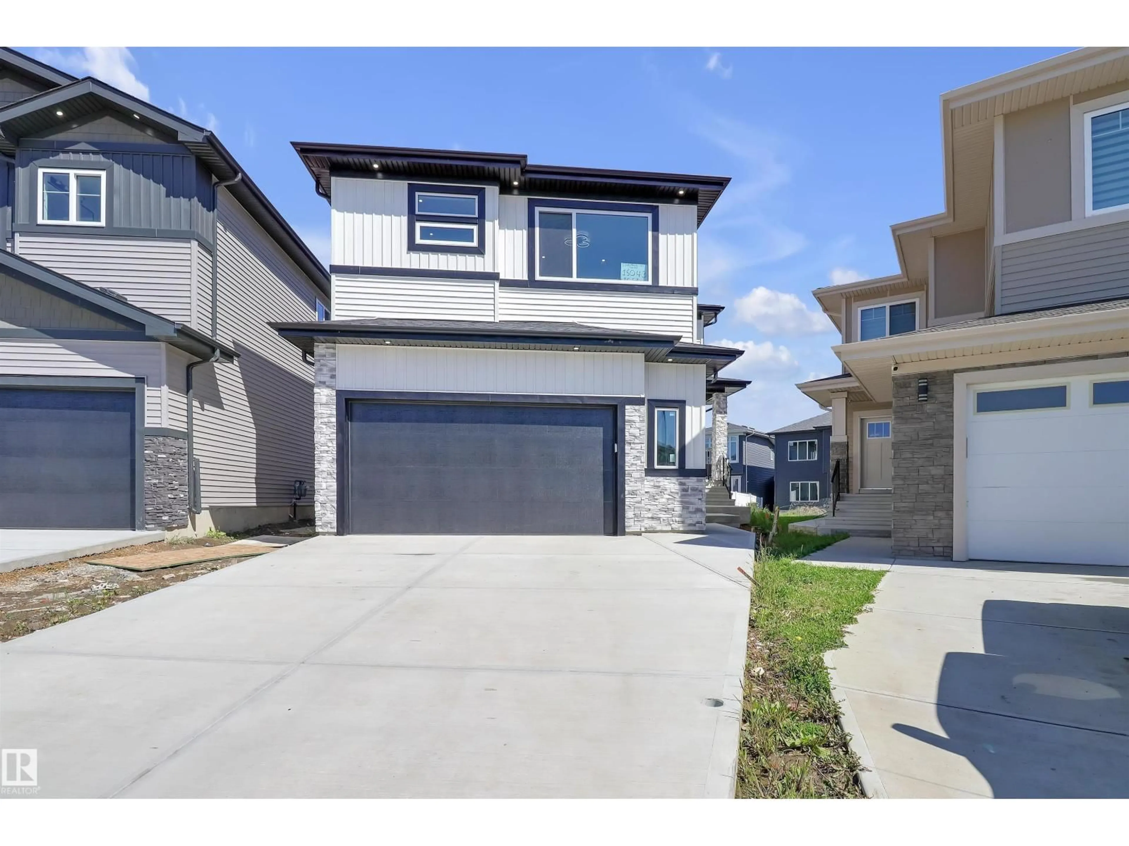 Unknown for NW - 15043 15 ST, Edmonton Alberta T5Y3T4