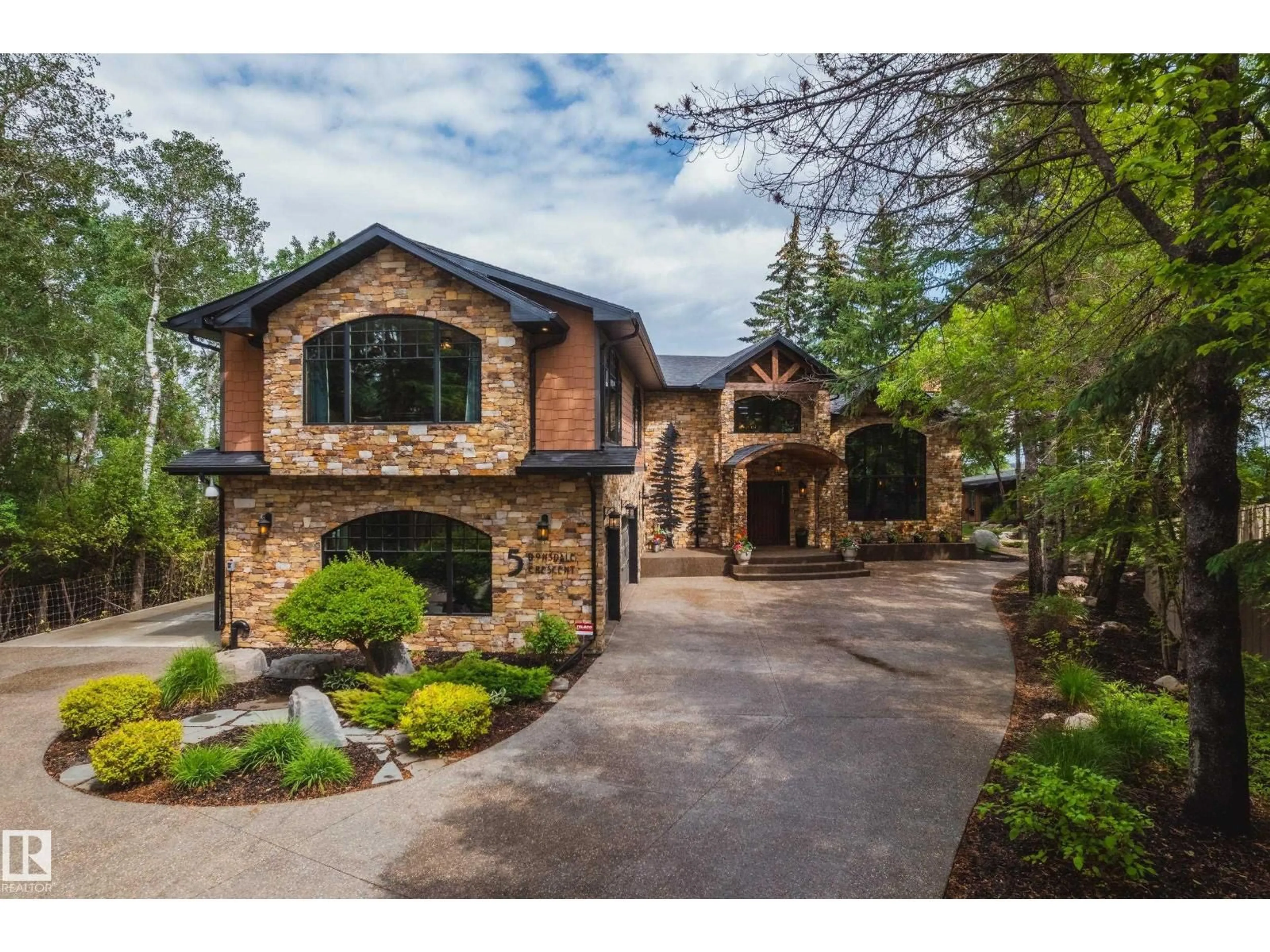 Home with brick exterior material, street for 5 DONSDALE CR, Edmonton Alberta T6M2N3
