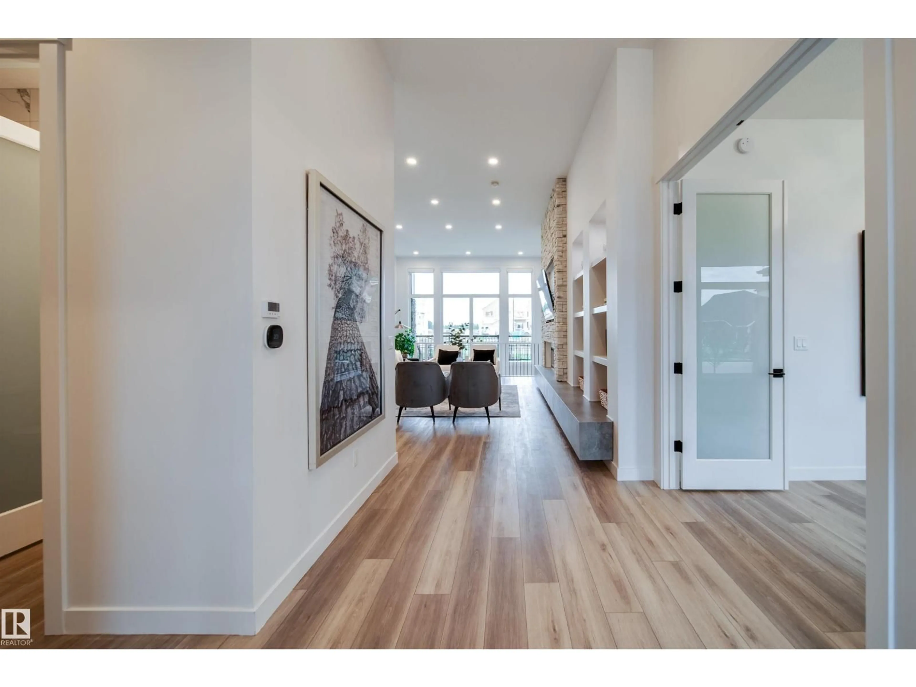 Indoor entryway for 4832 KNIGHT CR, Edmonton Alberta T6W5A2