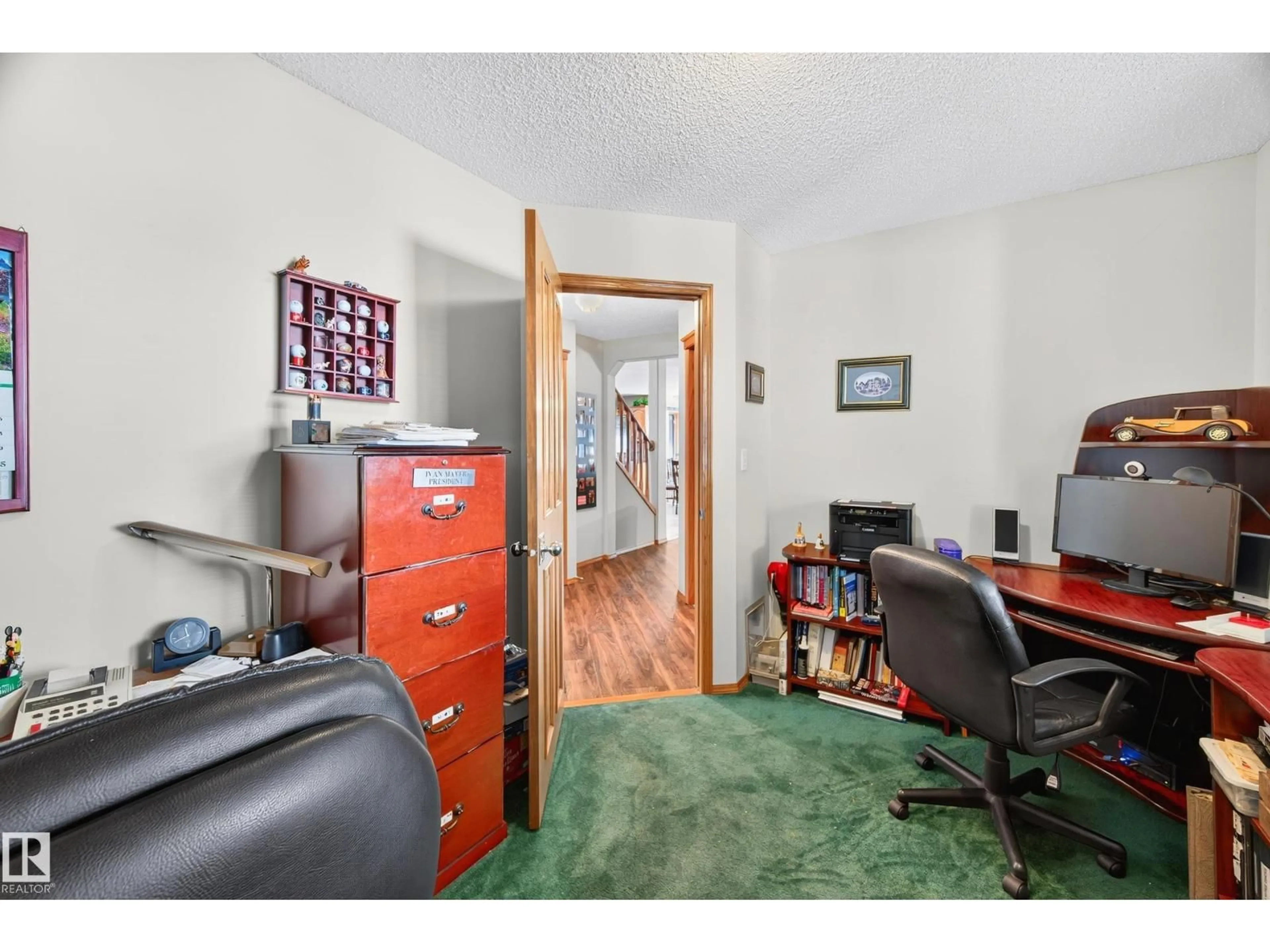 A pic of a room for 5 LAFRANCHISE, St. Albert Alberta T8N5S6