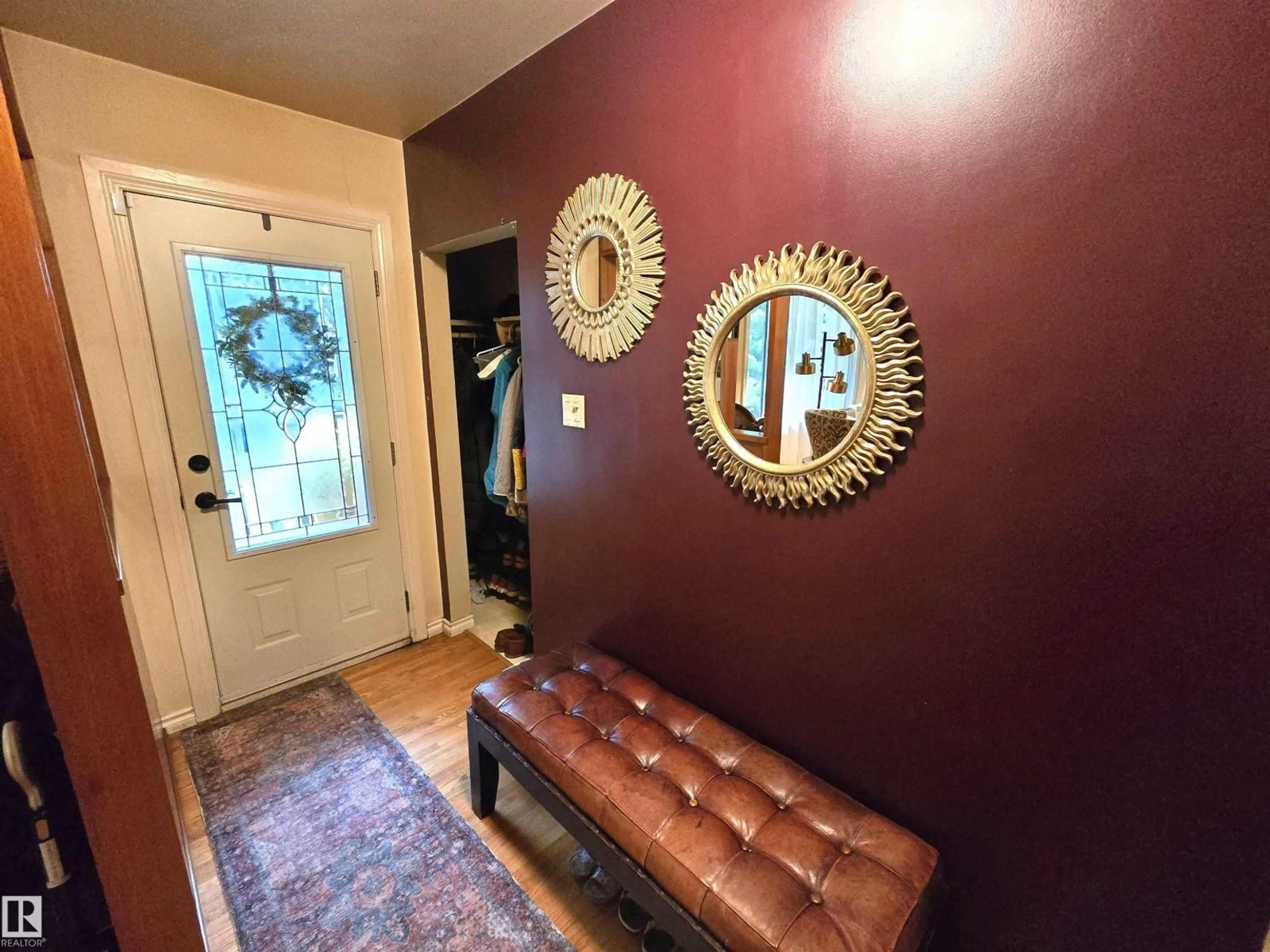Indoor entryway for 13924 107A AV, Edmonton Alberta T5M2A9