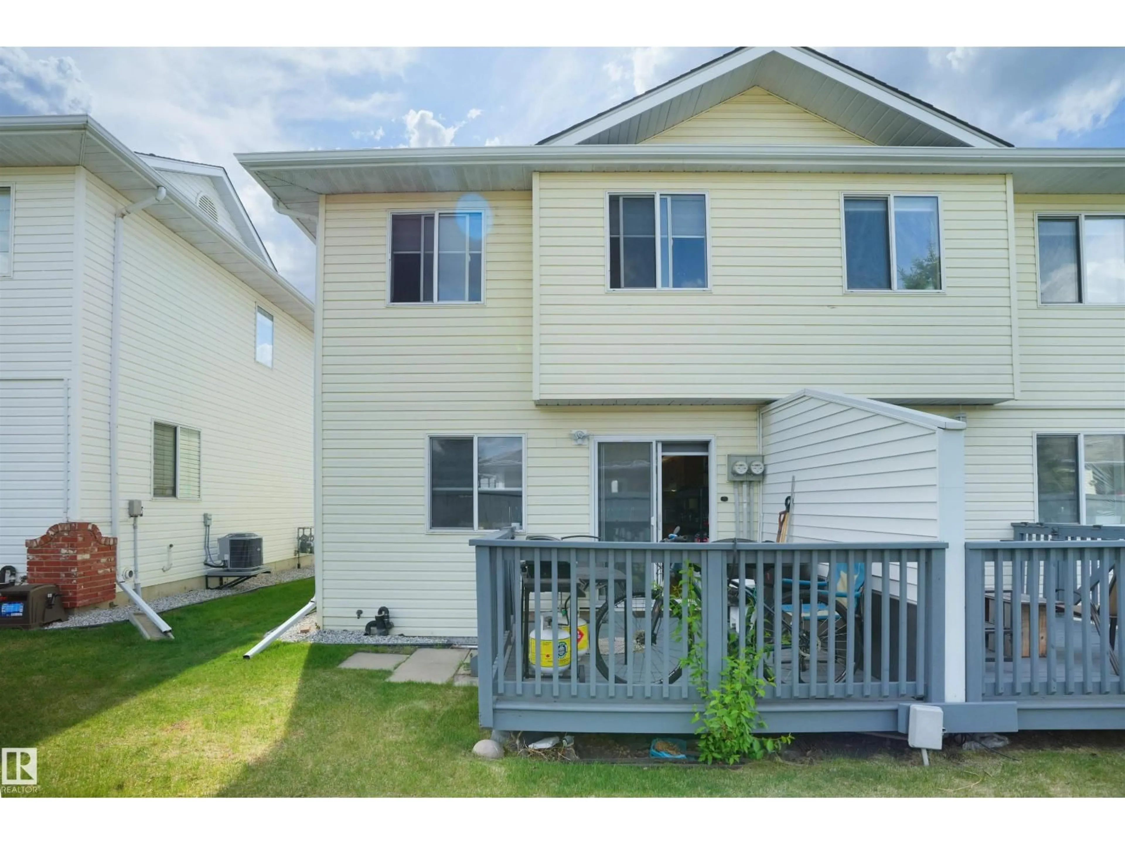 Home with vinyl exterior material, unknown for #5 - 1033 YOUVILLE DR, Edmonton Alberta T6L6V9