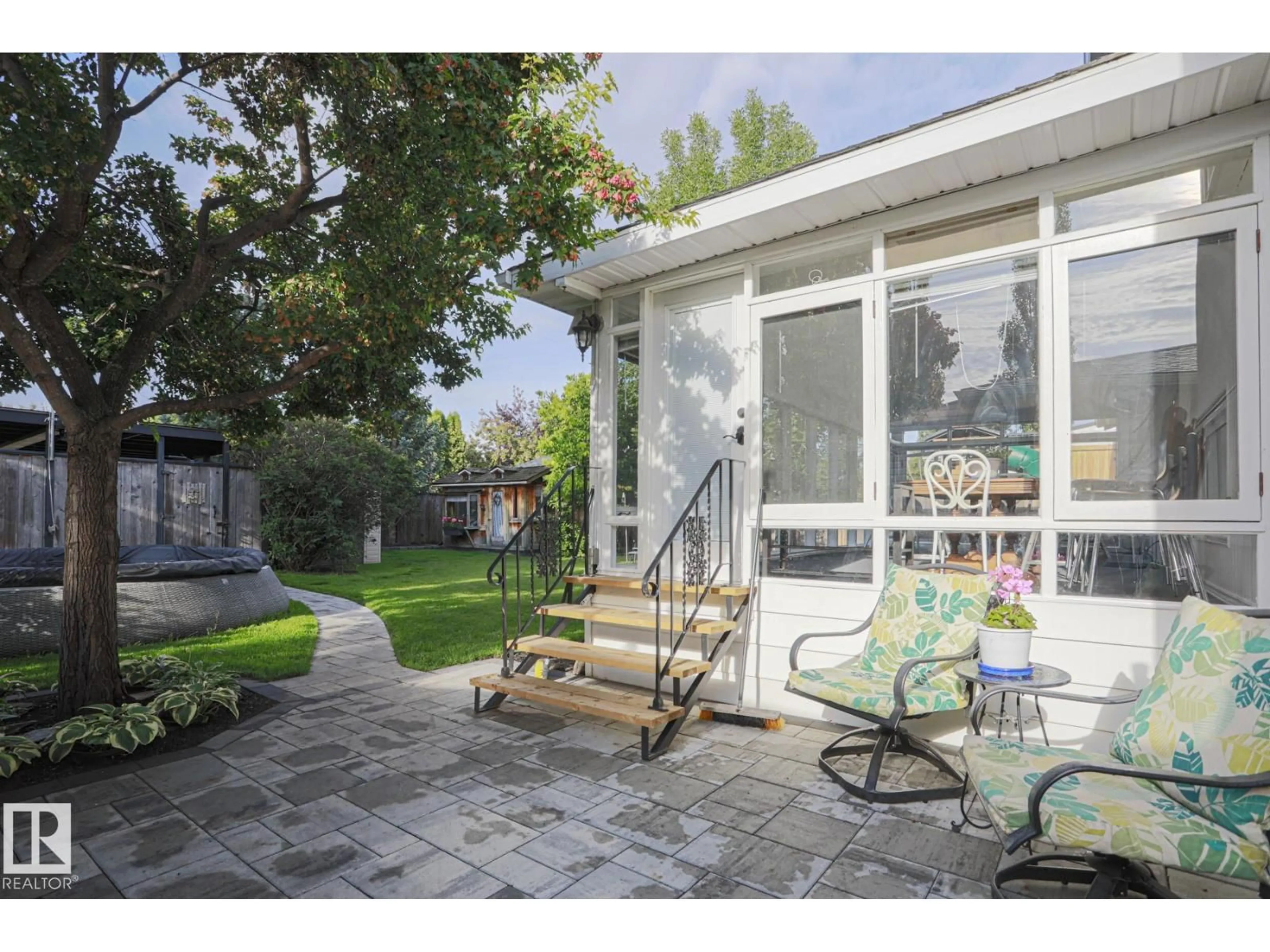 Patio, street for 128 BROOKWOOD DR, Spruce Grove Alberta T7X1G7