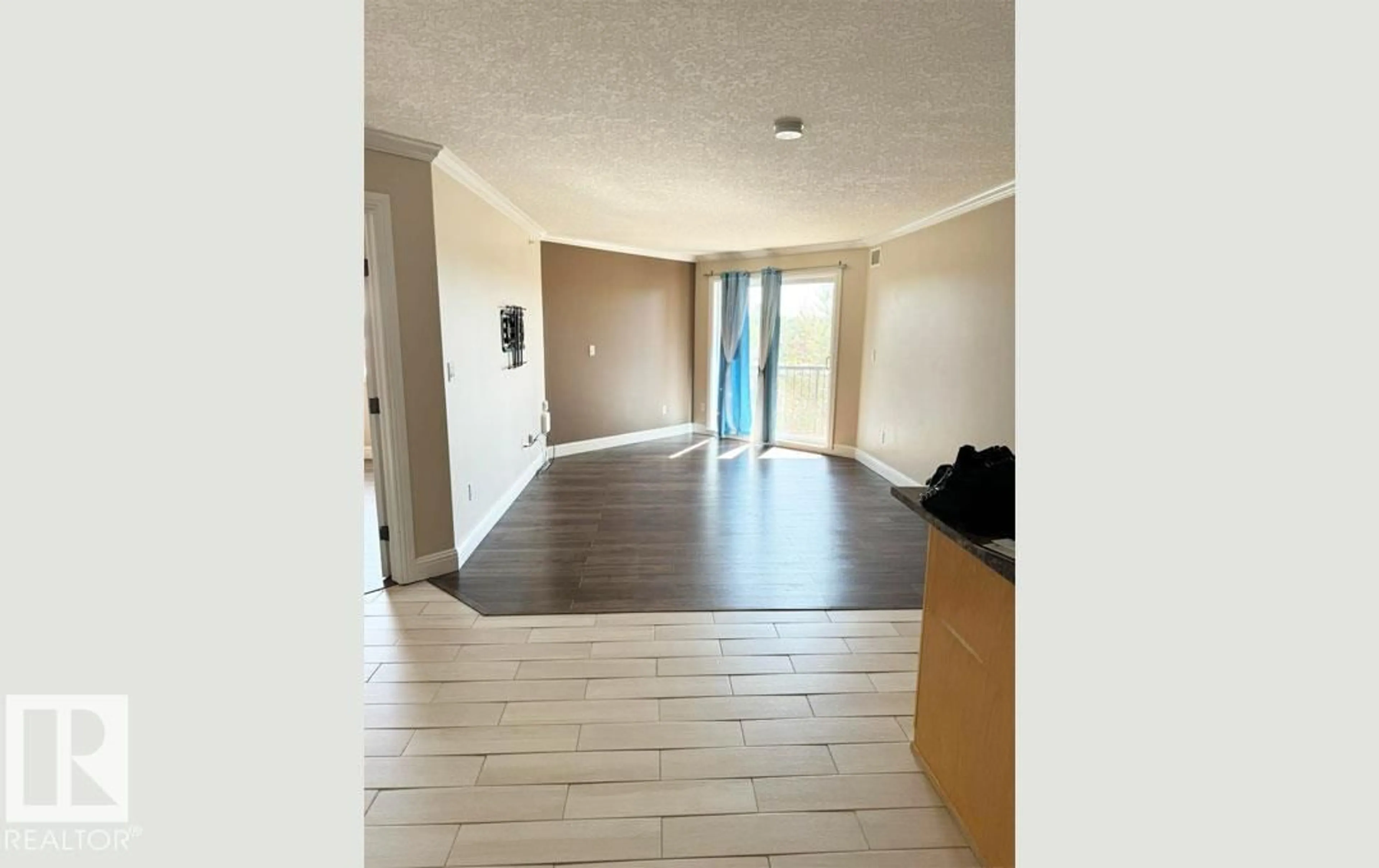 Unknown for 418 13111 140 AV NW, Edmonton Alberta T6V0B1