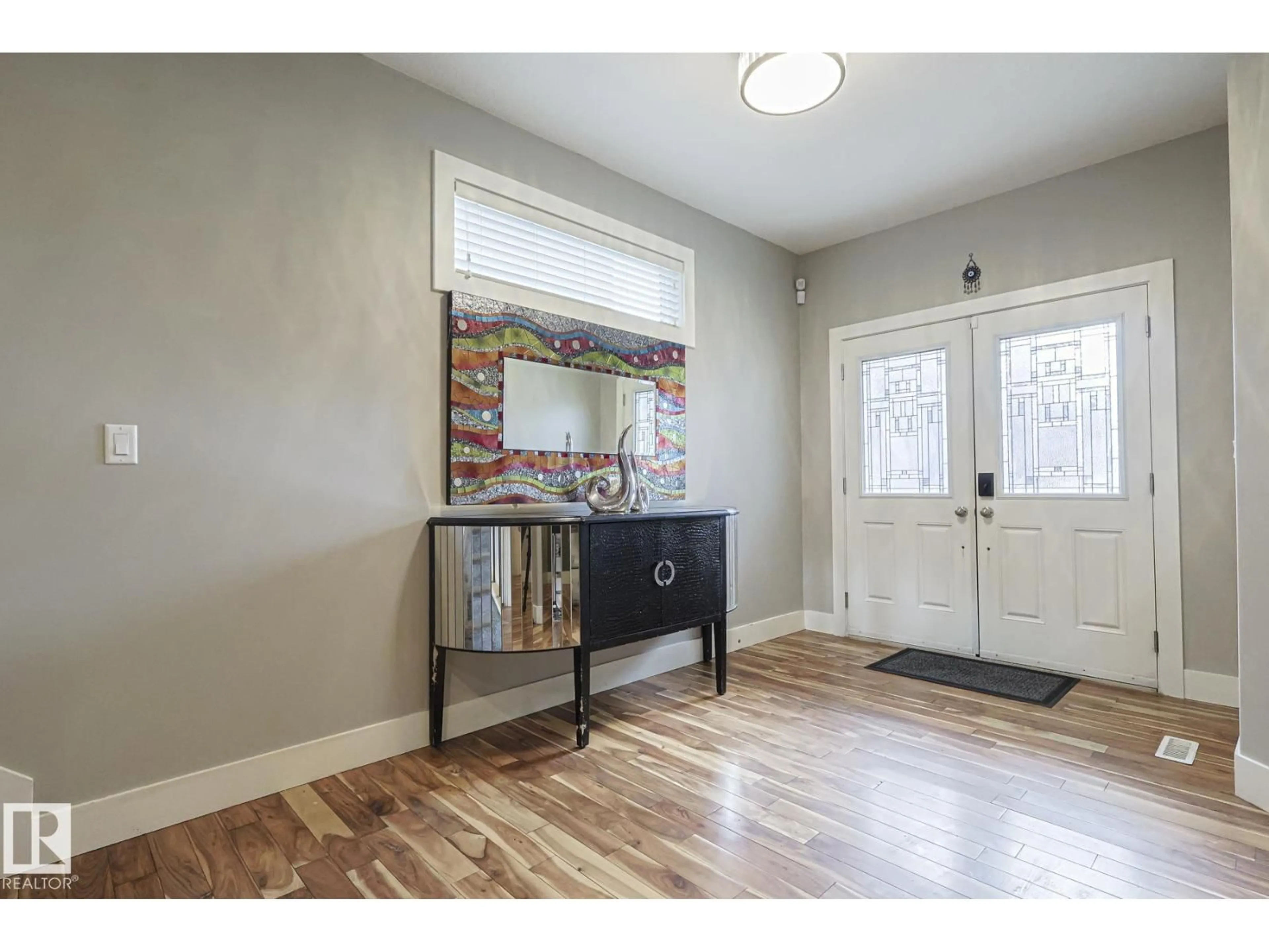 Indoor entryway for 13518 162A AV, Edmonton Alberta T6V0C3