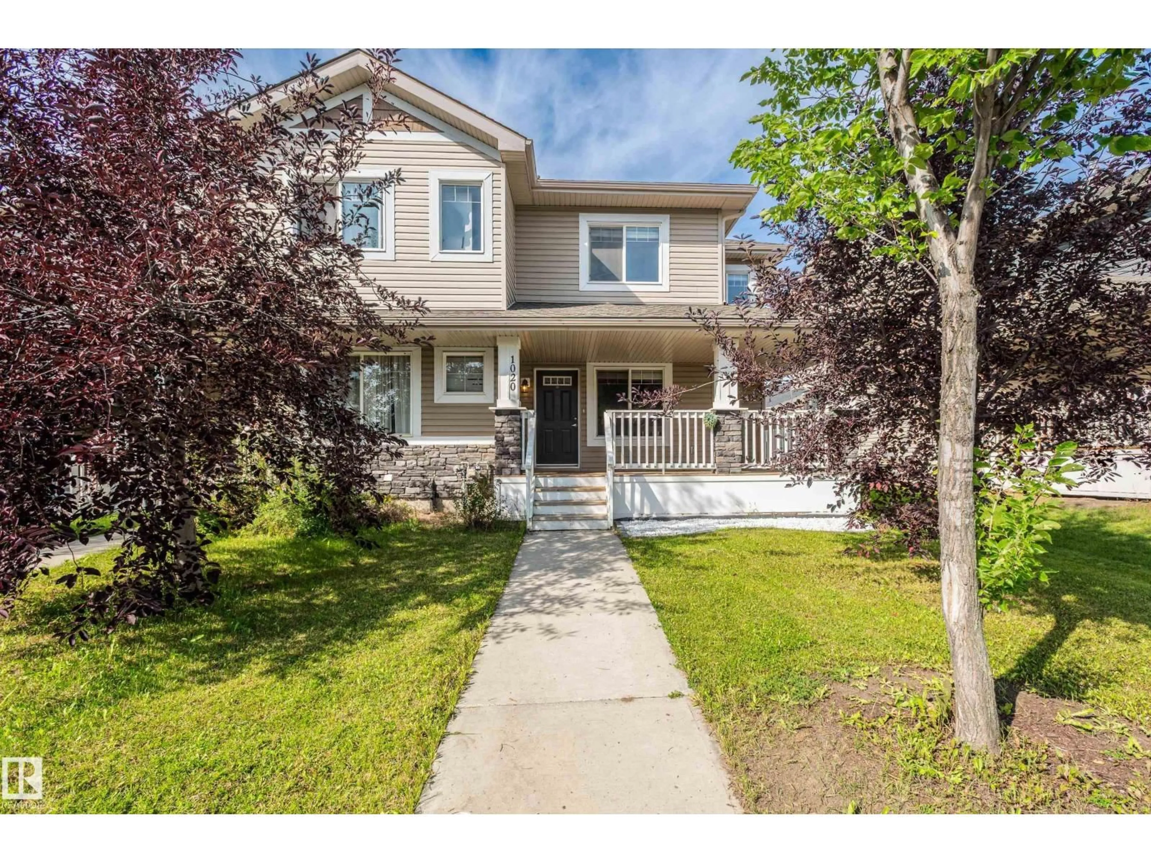 Home with vinyl exterior material, street for 1020 175 ST, Edmonton Alberta T6W1Z7
