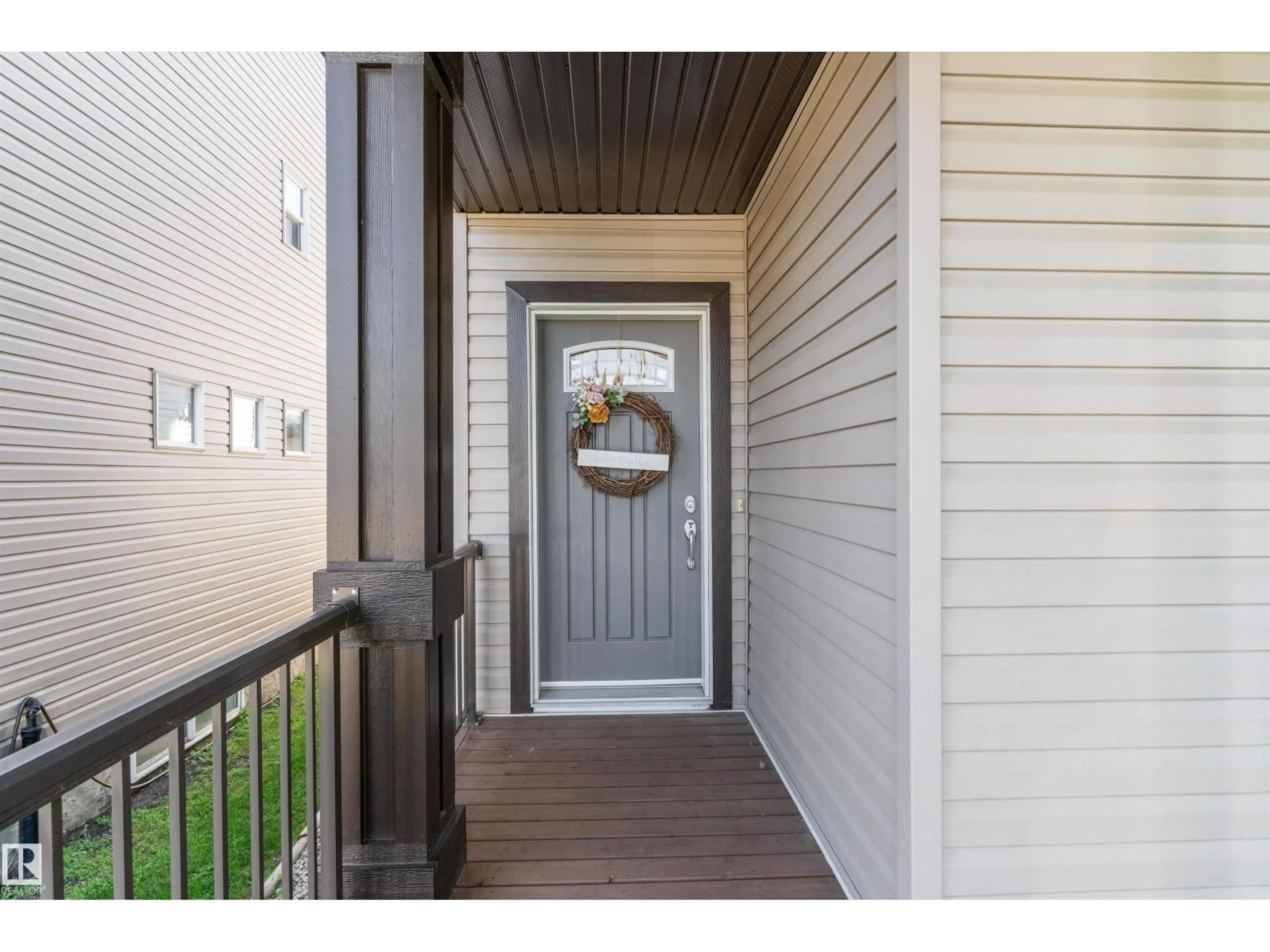 Indoor entryway for 107 KIRPATRICK BN, Leduc Alberta T9E0M5