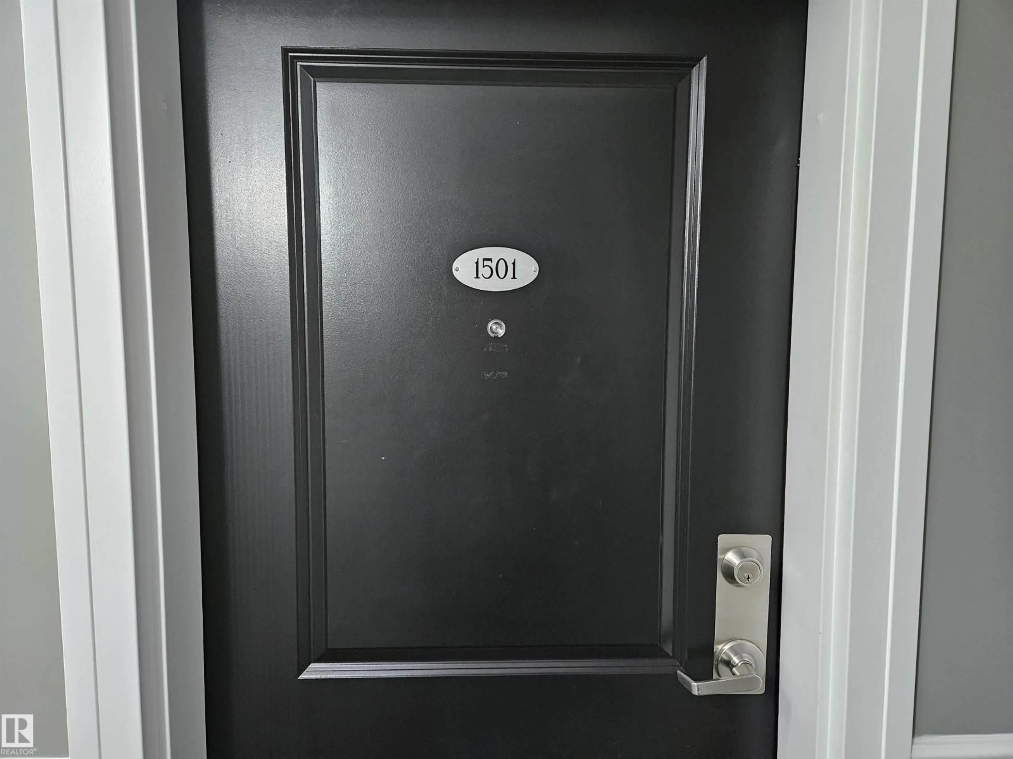 Indoor entryway for 1501 - 10180 104 ST NW, Edmonton Alberta T5J1A7