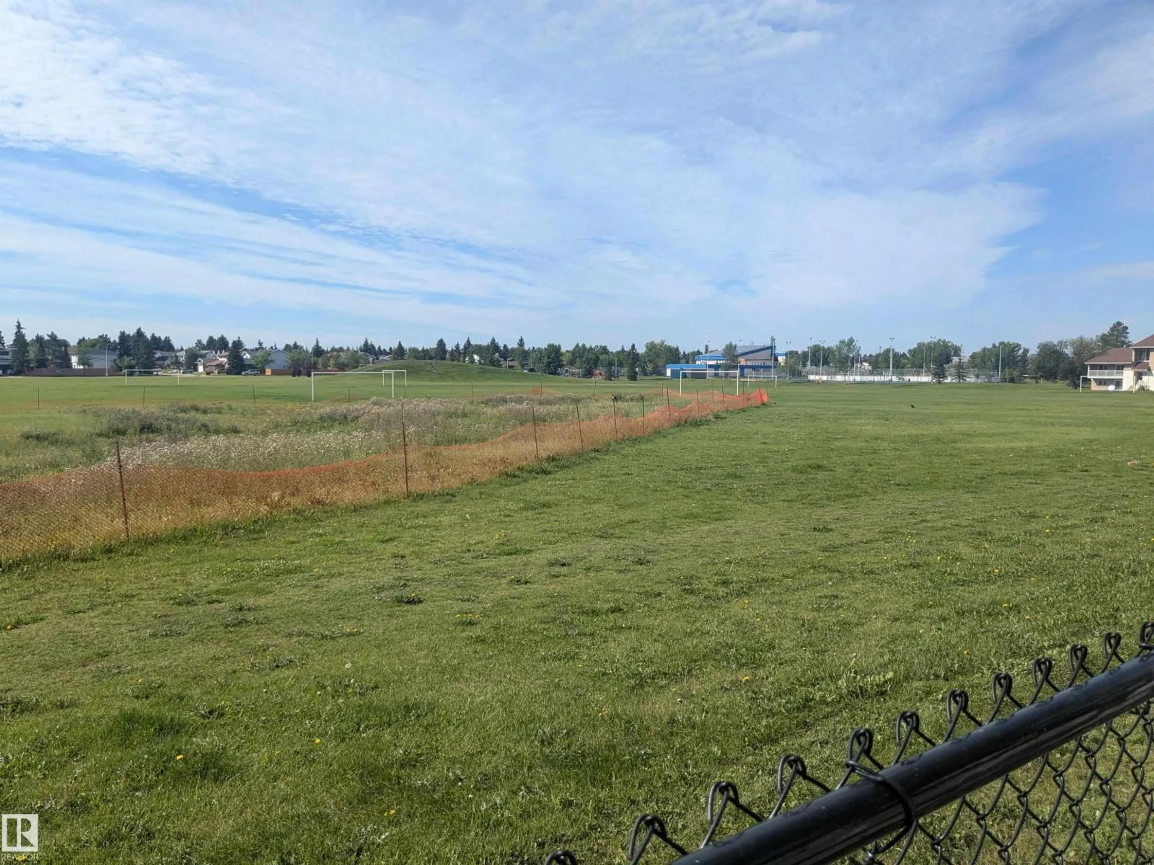 Blurry image for 43 215 SADDLEBACK RD, Edmonton Alberta T6J5T6
