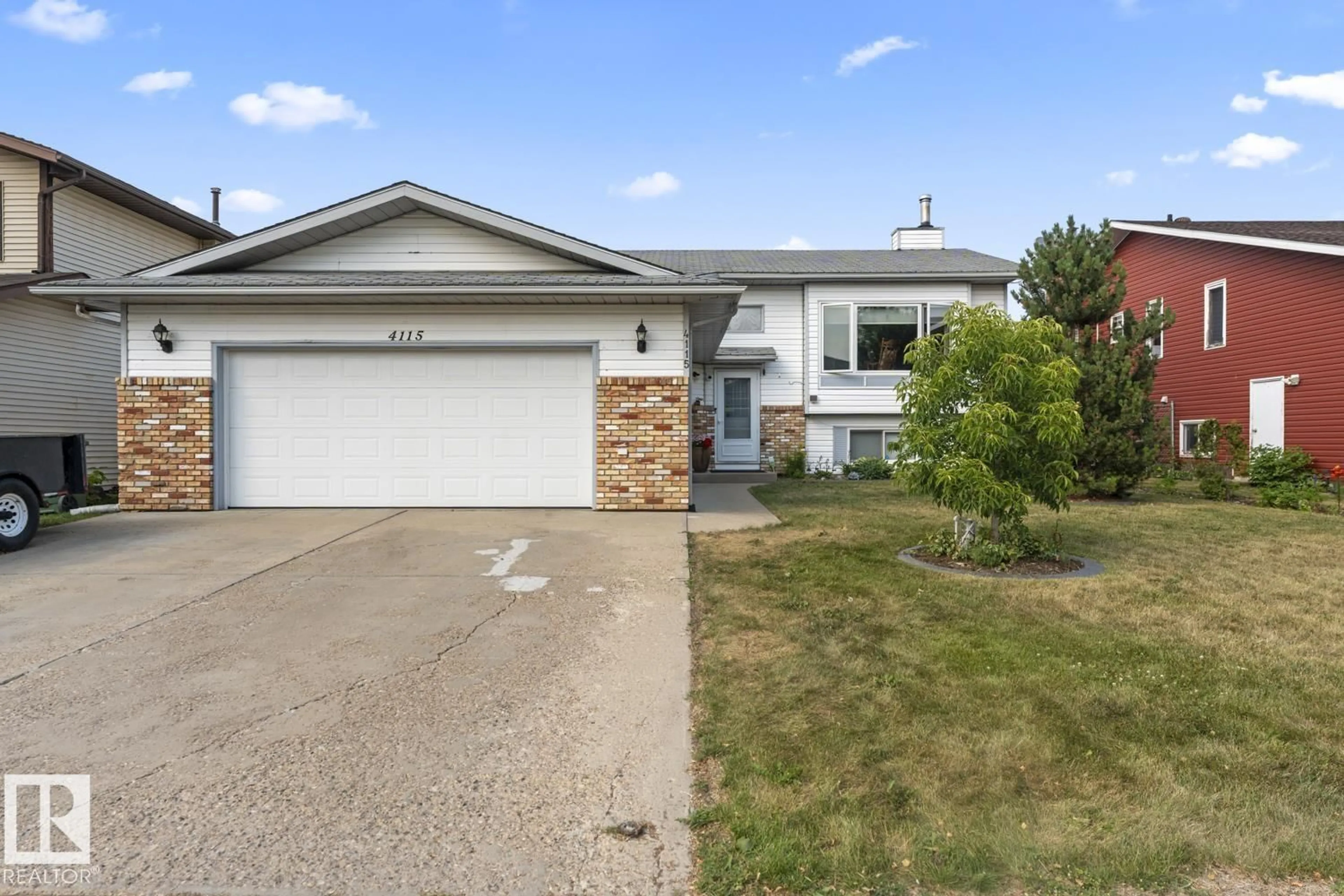 Home with vinyl exterior material, street for 4115 40 AV, Bonnyville Town Alberta T9N1T9
