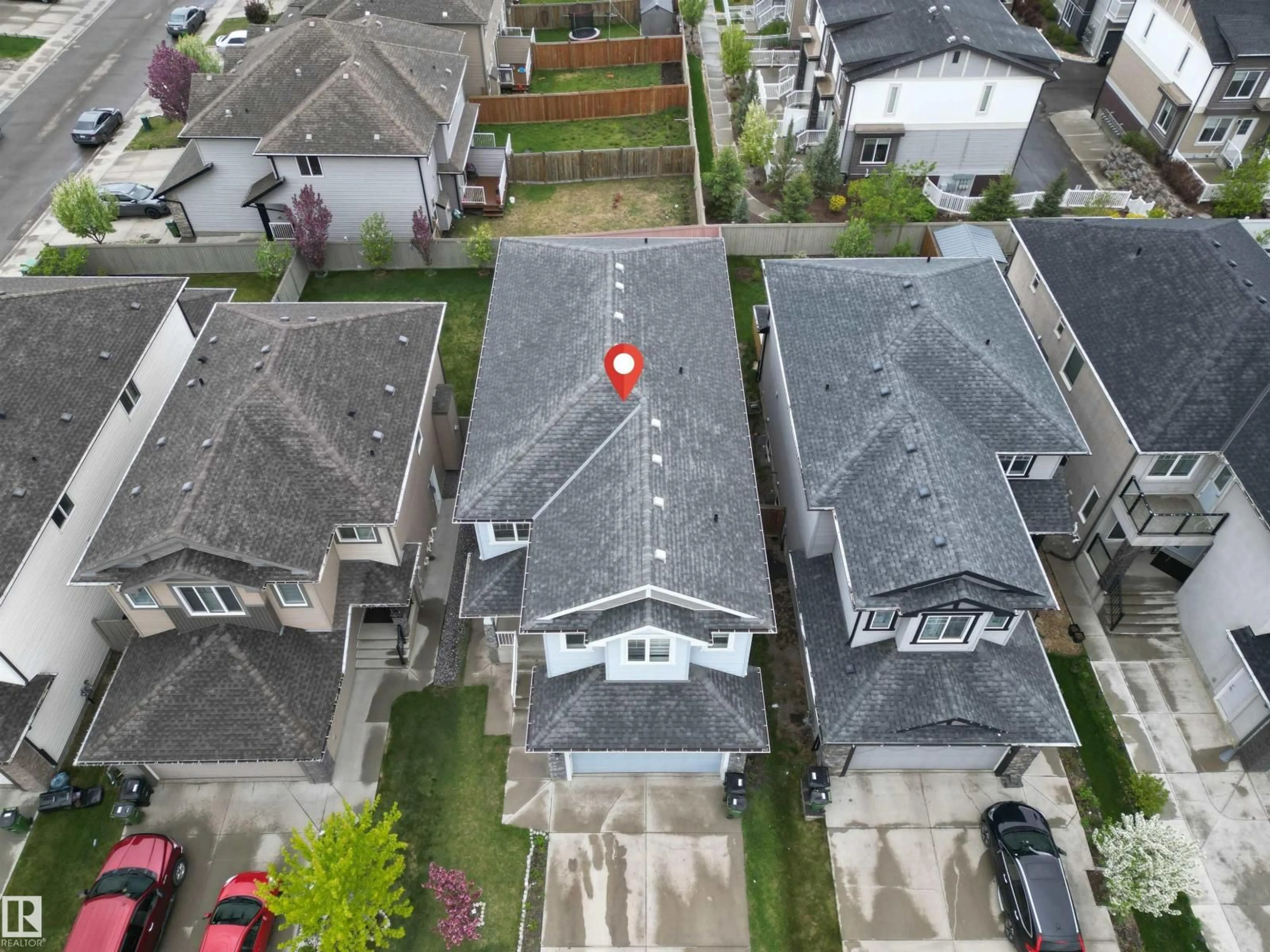 A pic from outside/outdoor area/front of a property/back of a property/a pic from drone, street for 2212 22 ST, Edmonton Alberta T6T0Z1