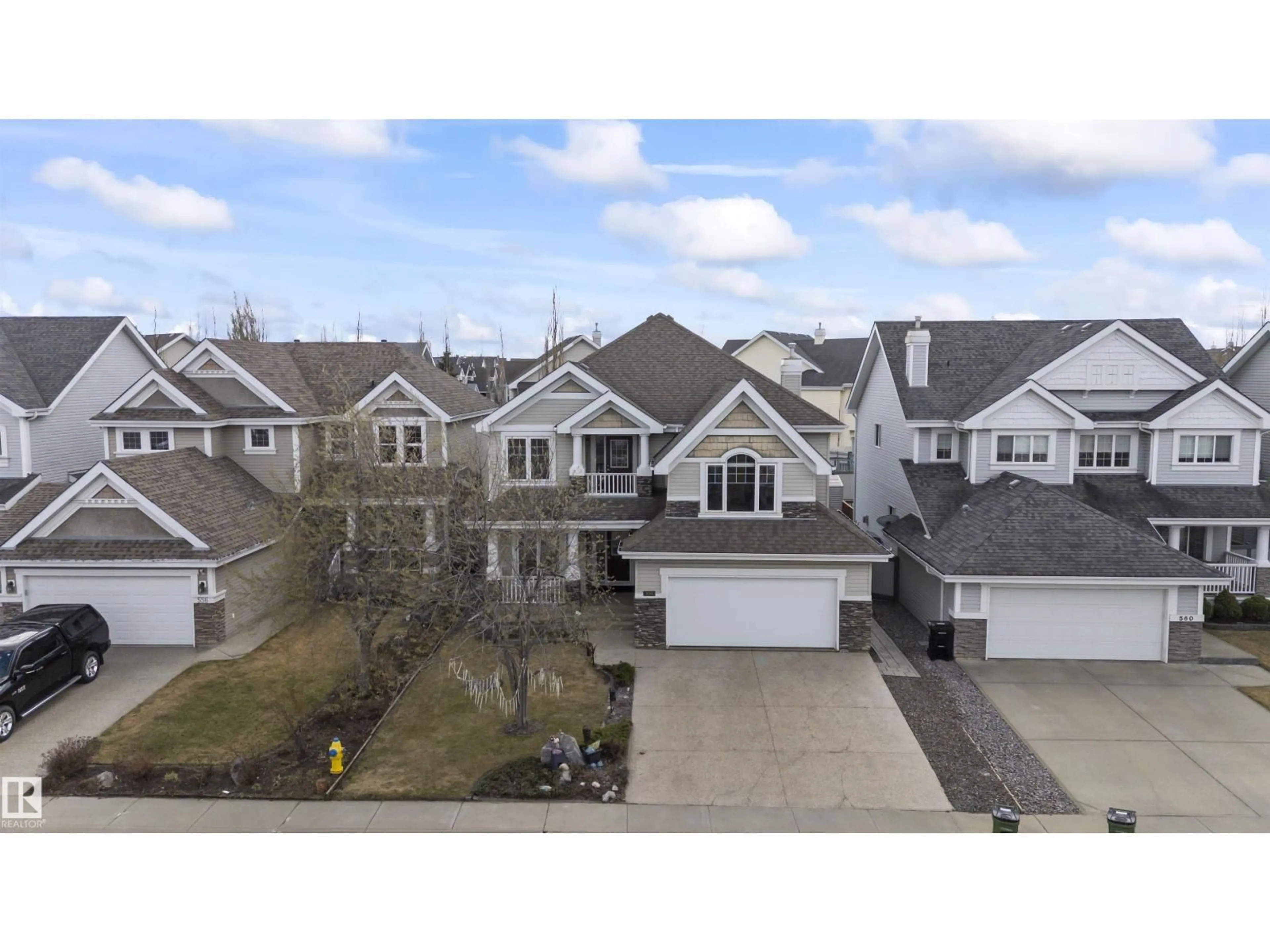 A pic from outside/outdoor area/front of a property/back of a property/a pic from drone, unknown for 558 STEWART CR, Edmonton Alberta T6X1B5