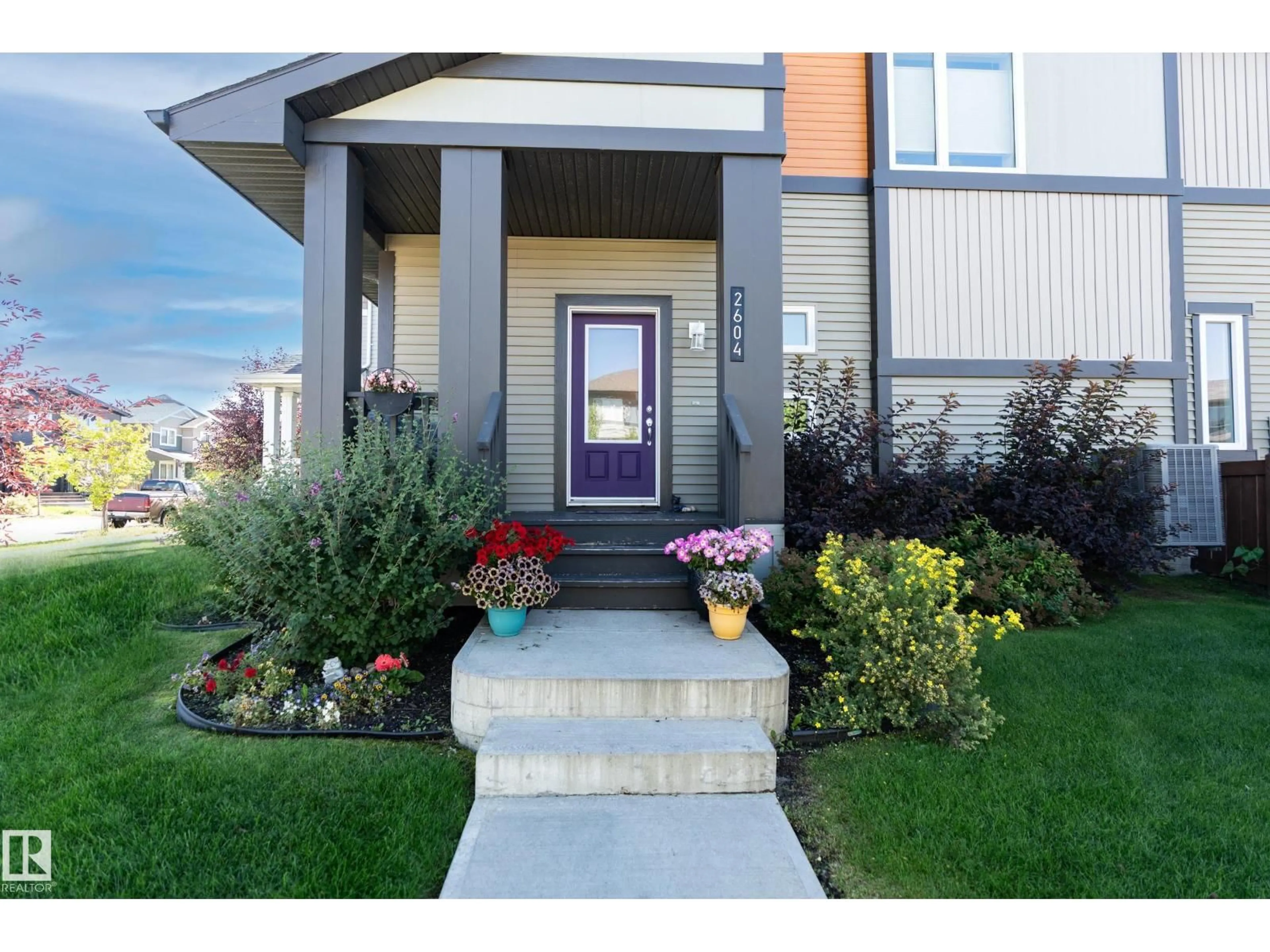 Indoor entryway for SW - 2604 PRICE CM, Edmonton Alberta T6W3P9