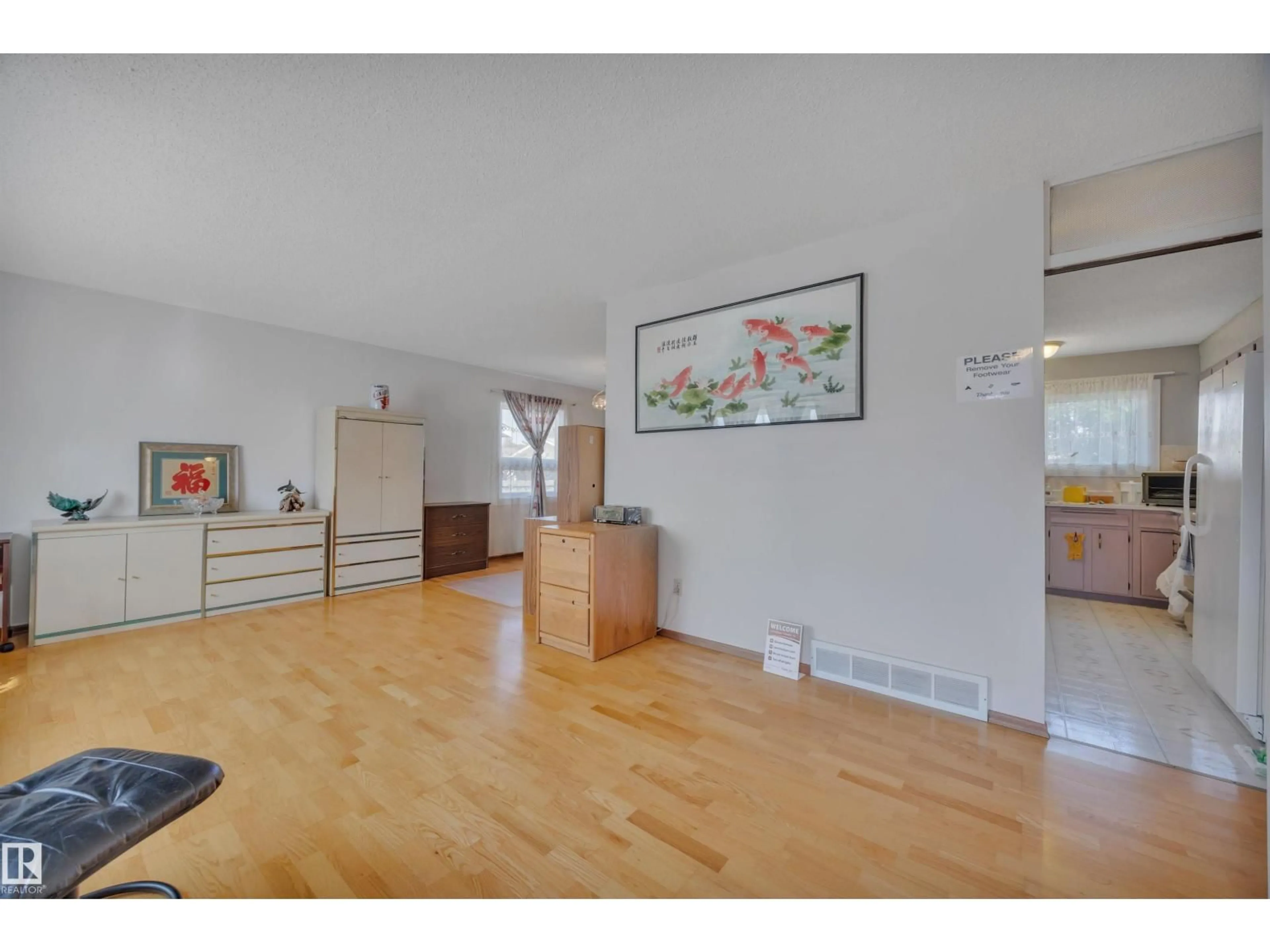 A pic of a room for NW - 12220 156 AV, Edmonton Alberta T5X2X5