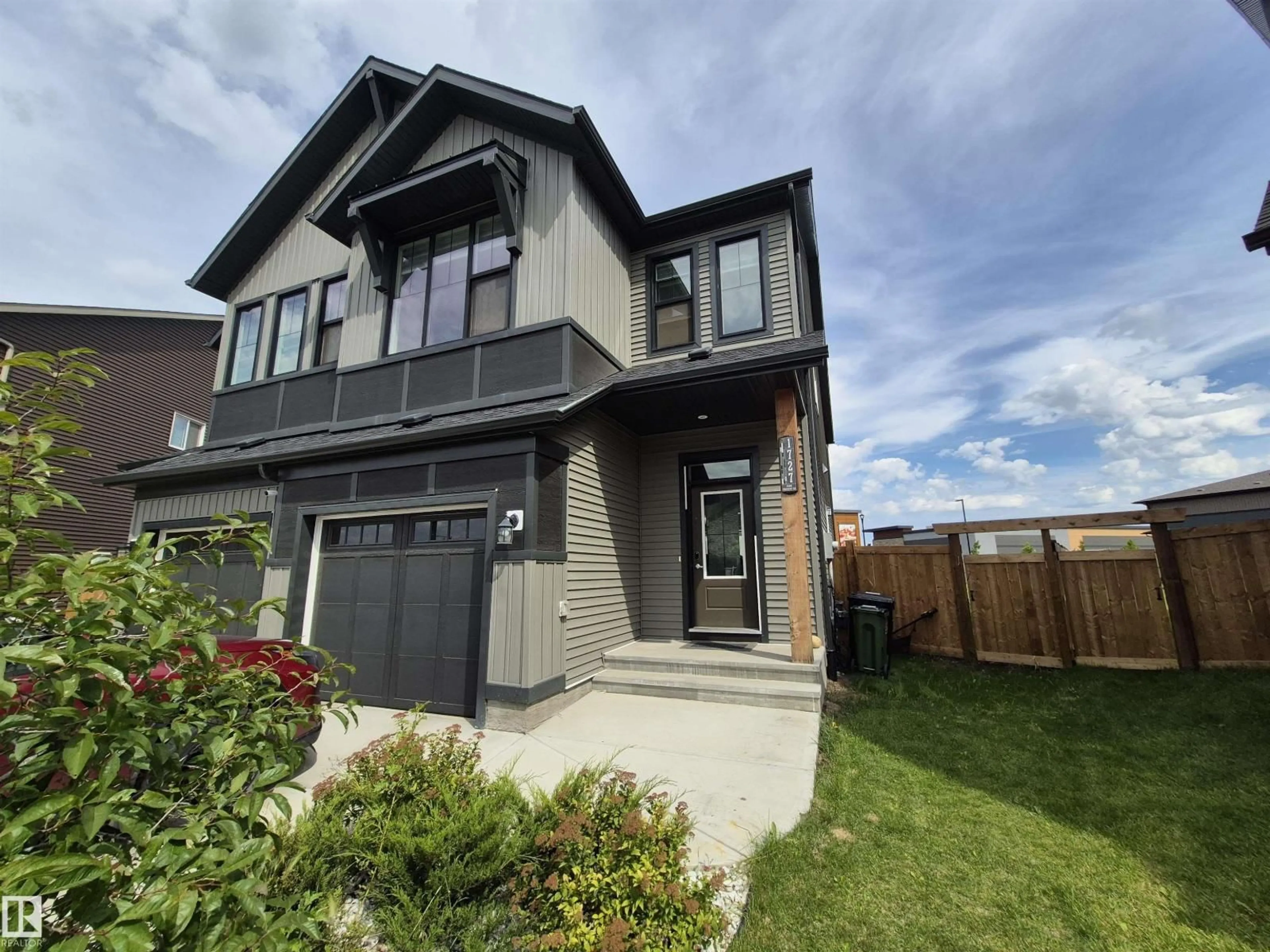 Unknown for SW - 1727 PLUM CR, Edmonton Alberta T6X1Z1