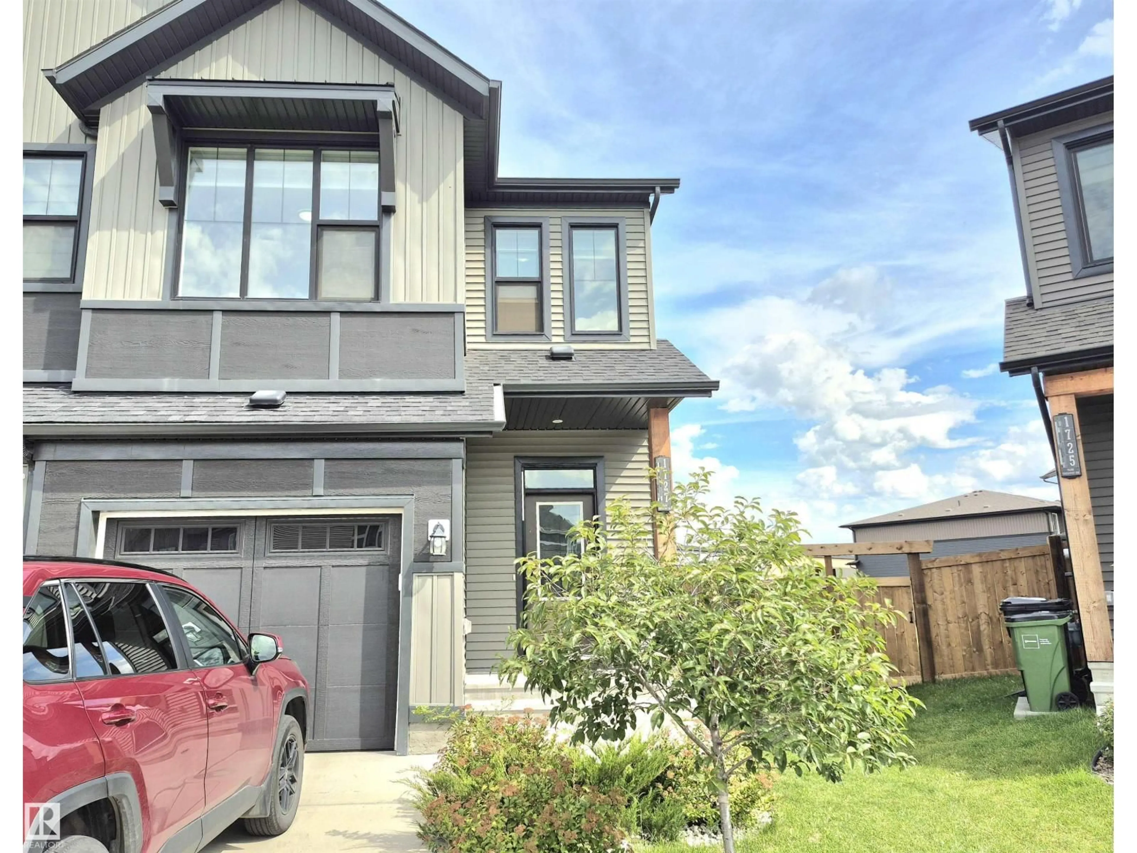 Unknown for SW - 1727 PLUM CR, Edmonton Alberta T6X1Z1