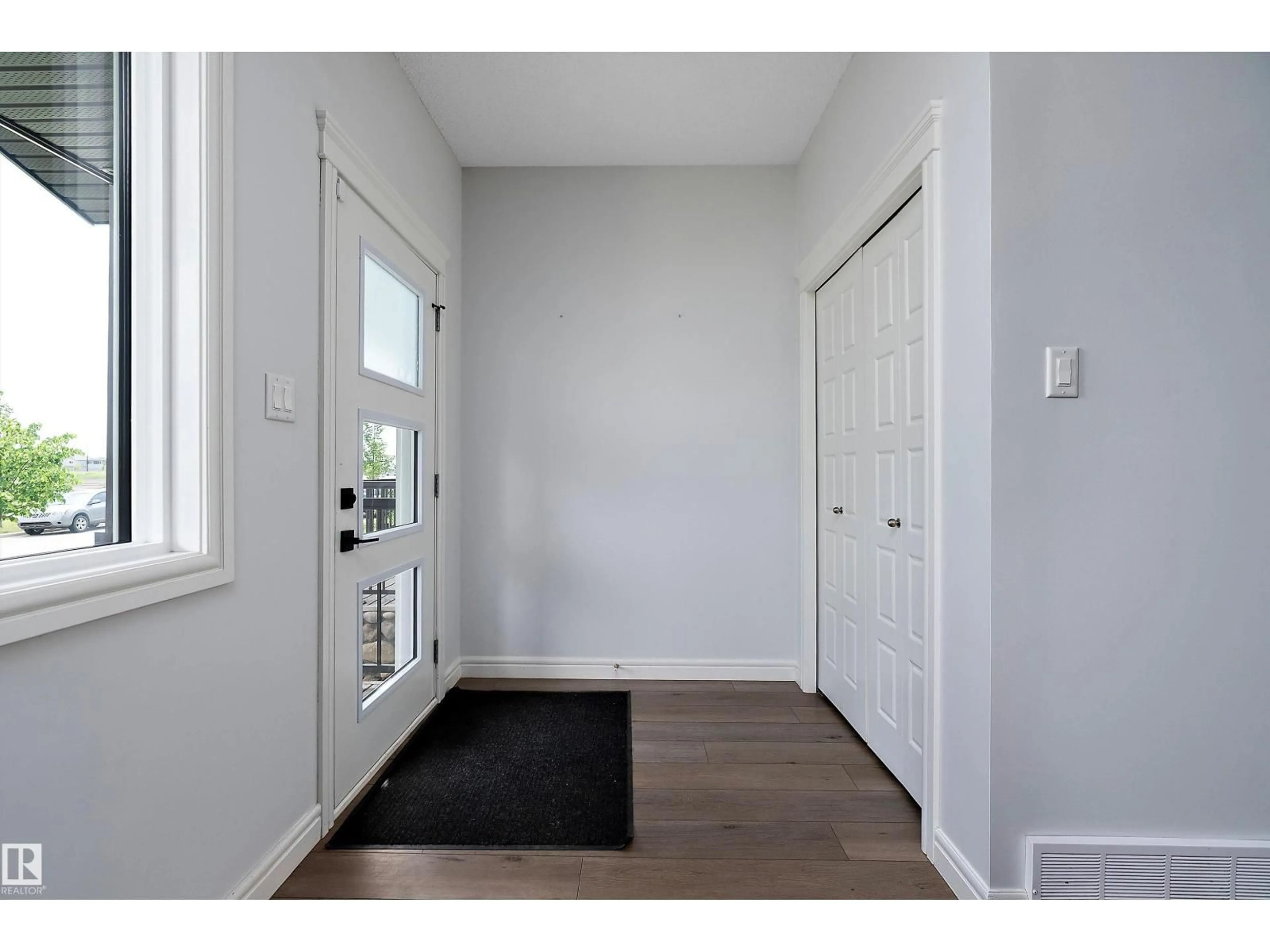 Indoor entryway for NW - 2636 192 ST, Edmonton Alberta T6M1L1