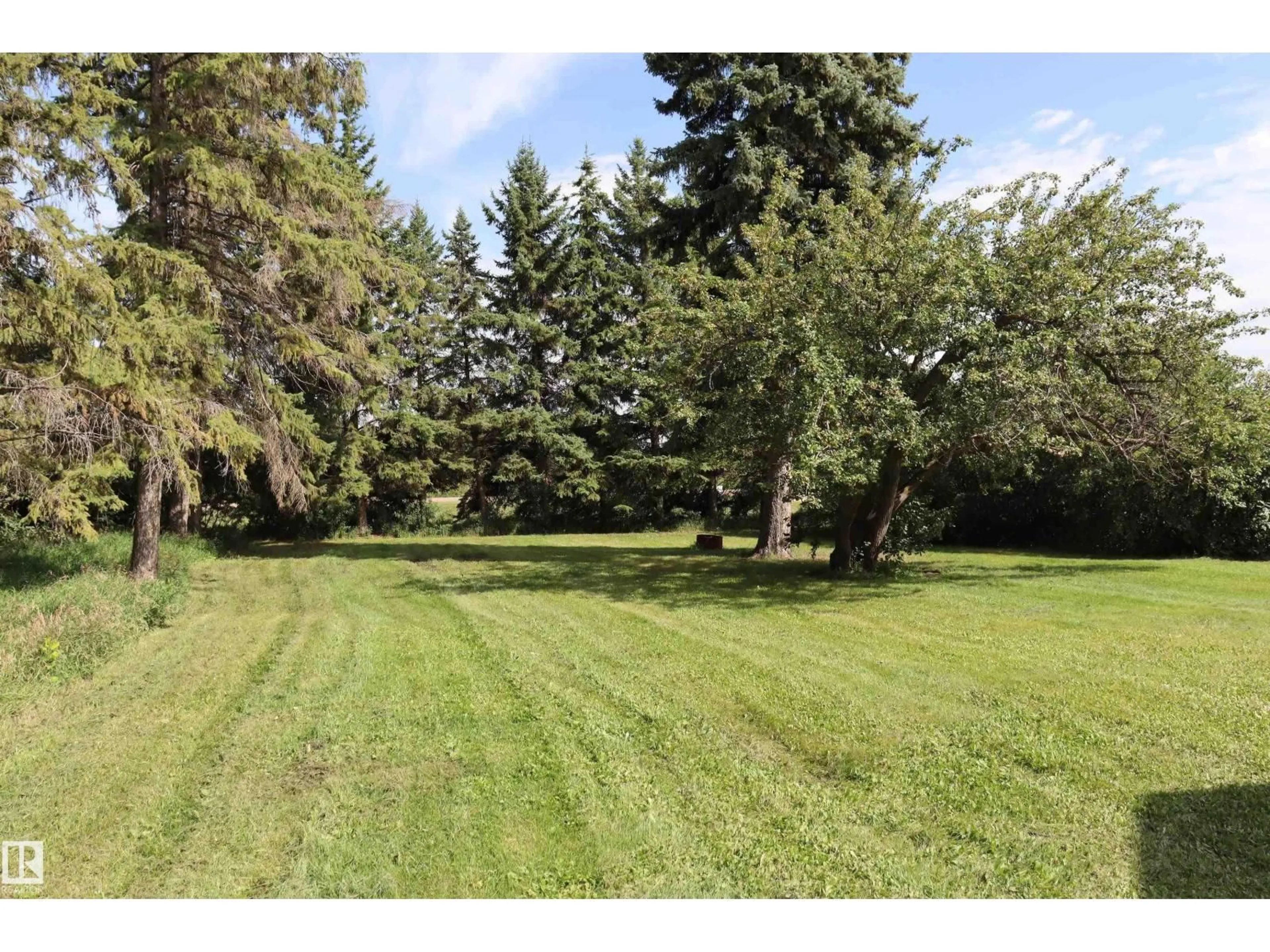 A pic from outside/outdoor area/front of a property/back of a property/a pic from drone, forest/trees view for 473056 RGE.RD. 234, Rural Wetaskiwin County Alberta T9A1X1