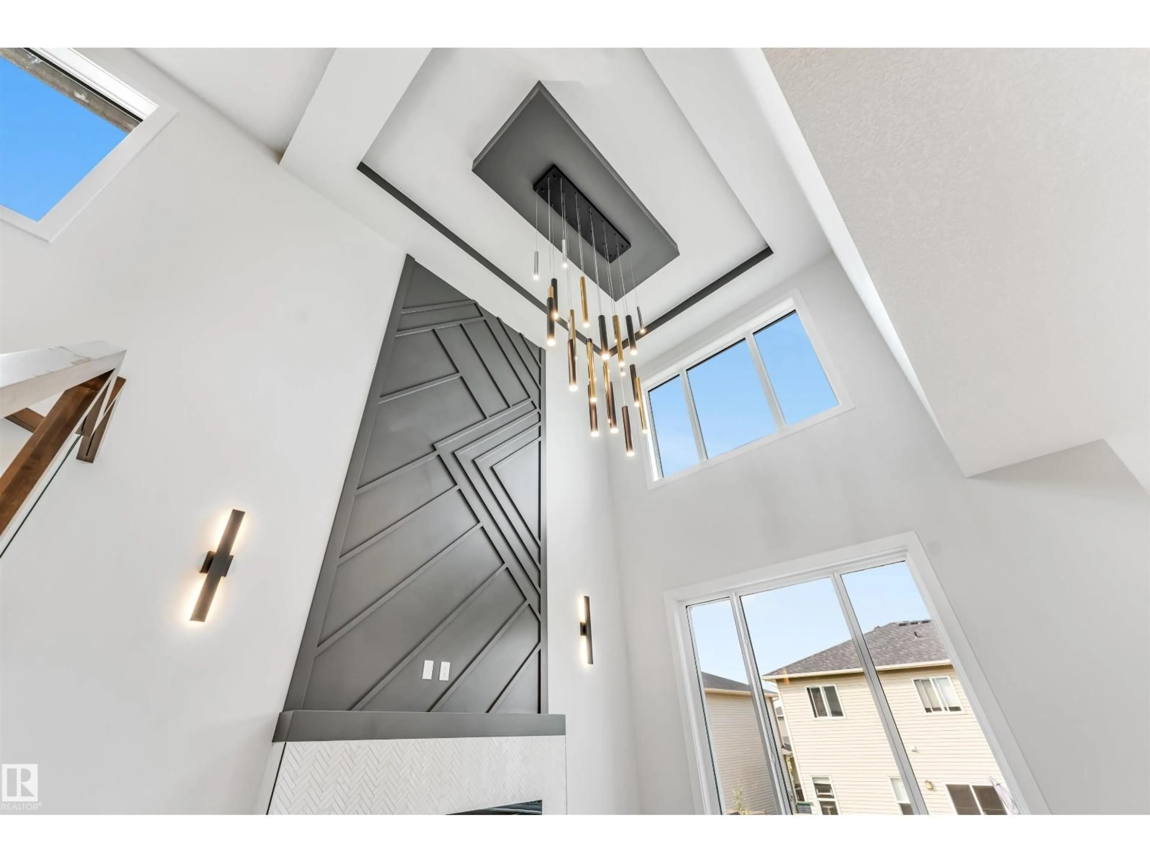 Indoor entryway for 11 HILLWOOD TC, Spruce Grove Alberta T7X0X4