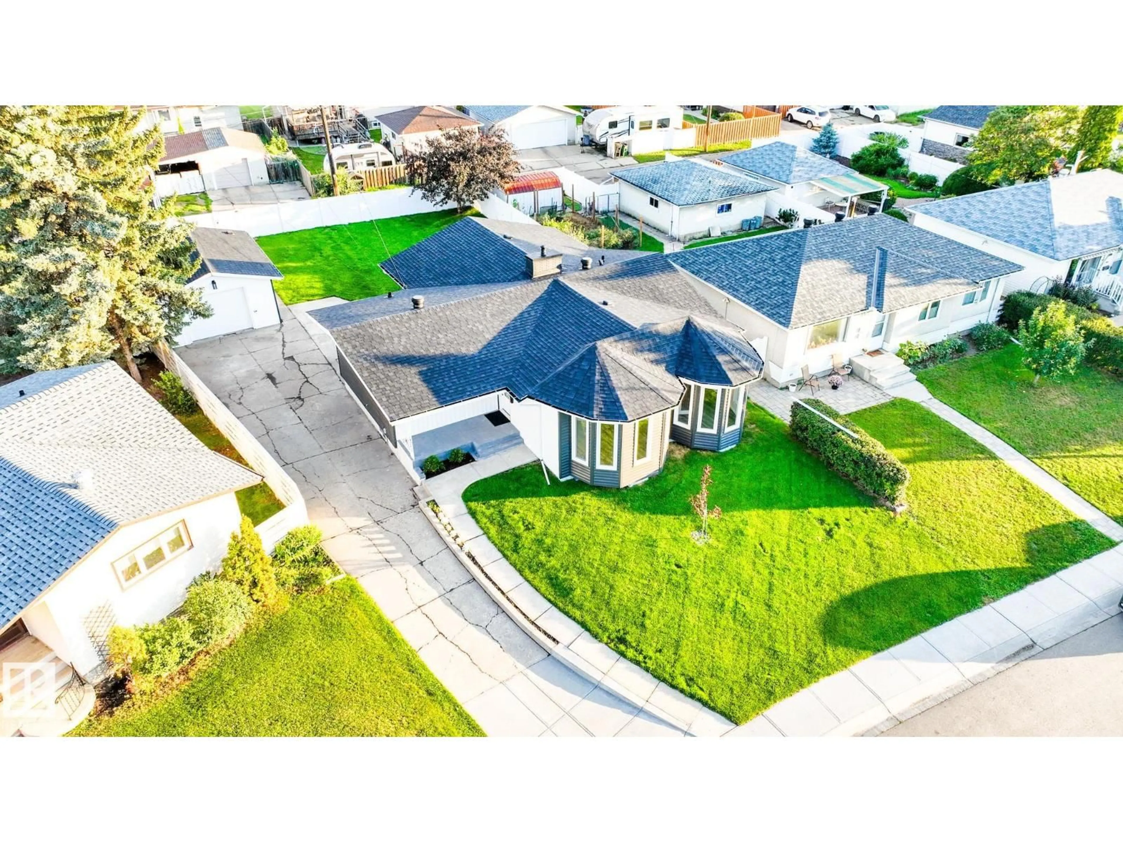 A pic from outside/outdoor area/front of a property/back of a property/a pic from drone, street for 10524 134 AV, Edmonton Alberta T5E1J6