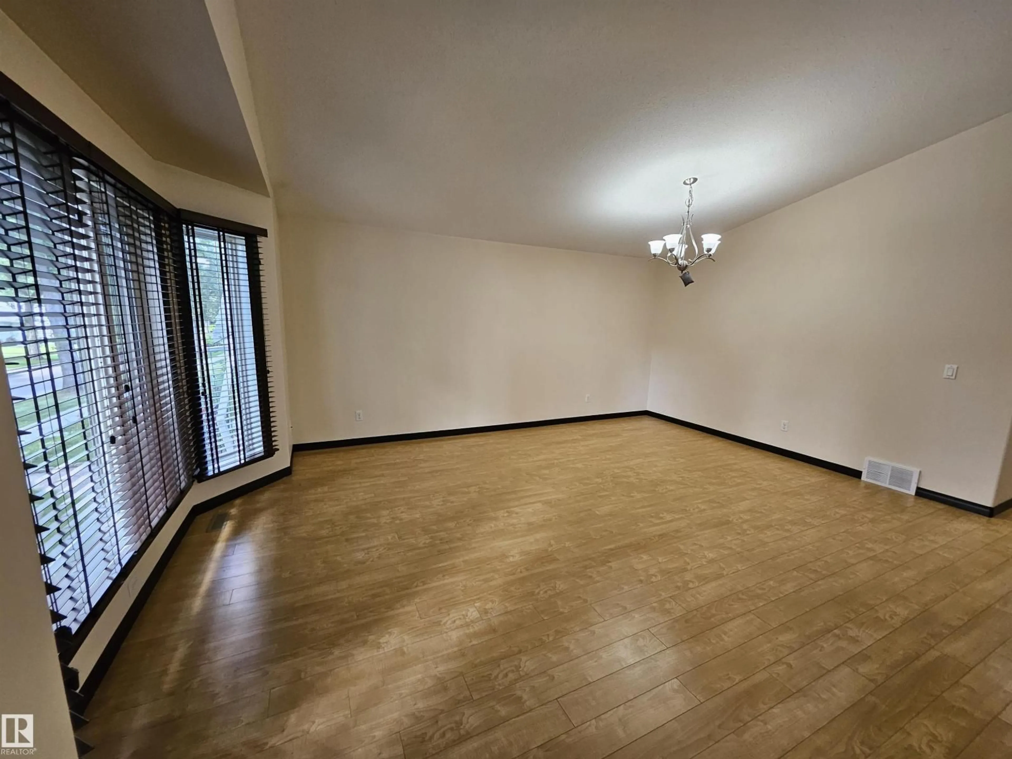 A pic of a room for NW - 12037 58 ST, Edmonton Alberta T5W3X2