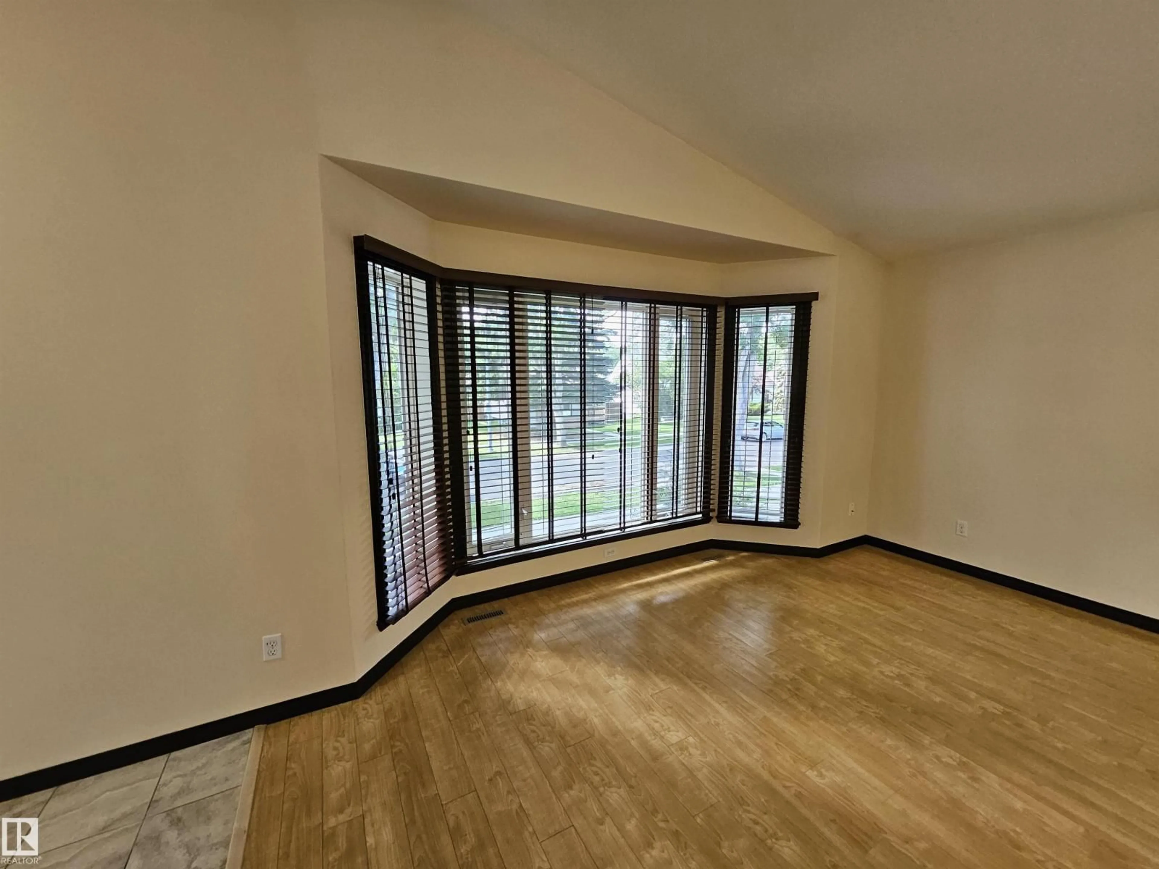 A pic of a room for NW - 12037 58 ST, Edmonton Alberta T5W3X2