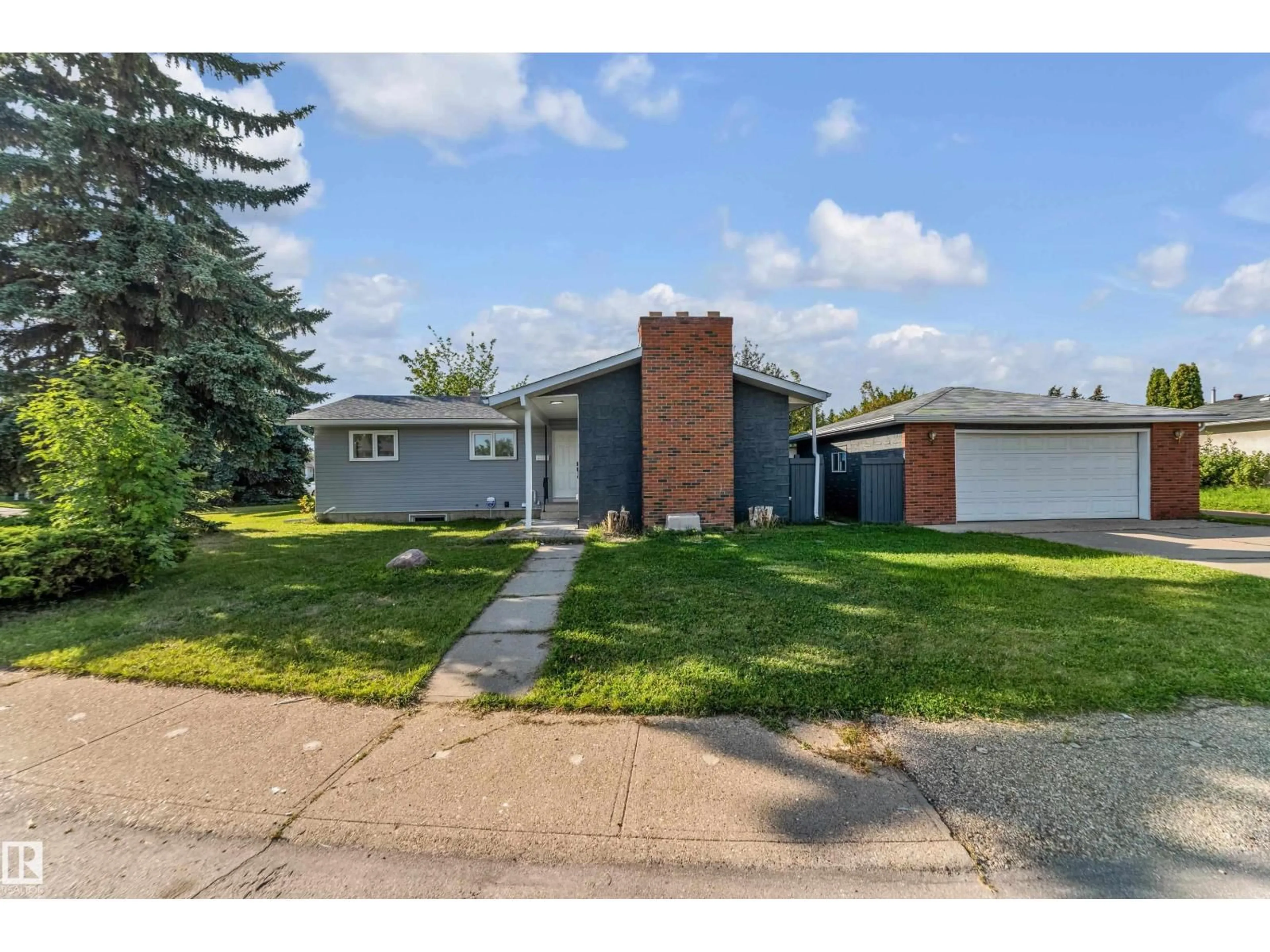 Unknown for 3508 84 ST, Edmonton Alberta T6K0H3