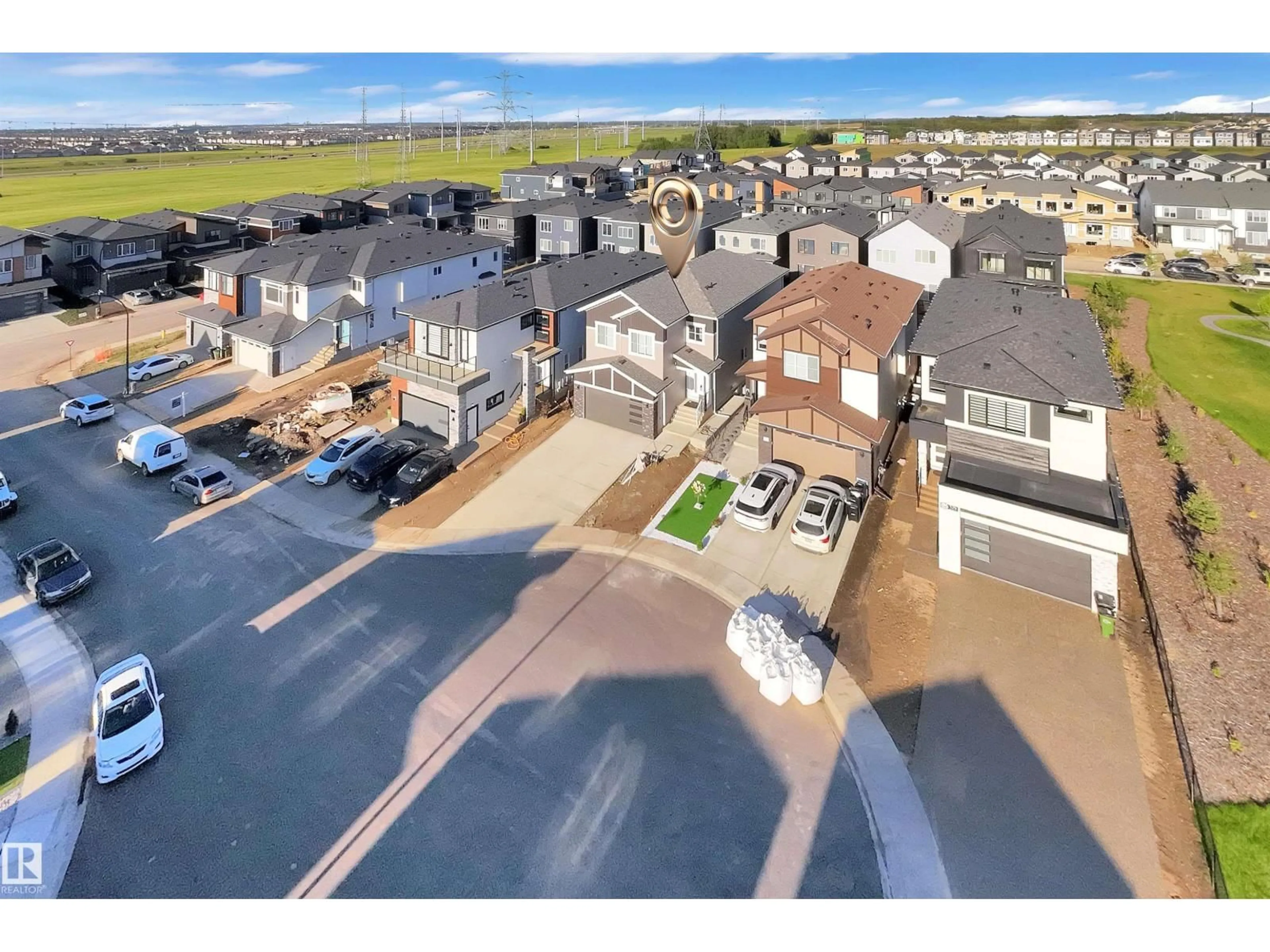 A pic from outside/outdoor area/front of a property/back of a property/a pic from drone, street for SW SW - 121 29A ST, Edmonton Alberta T6X3E1