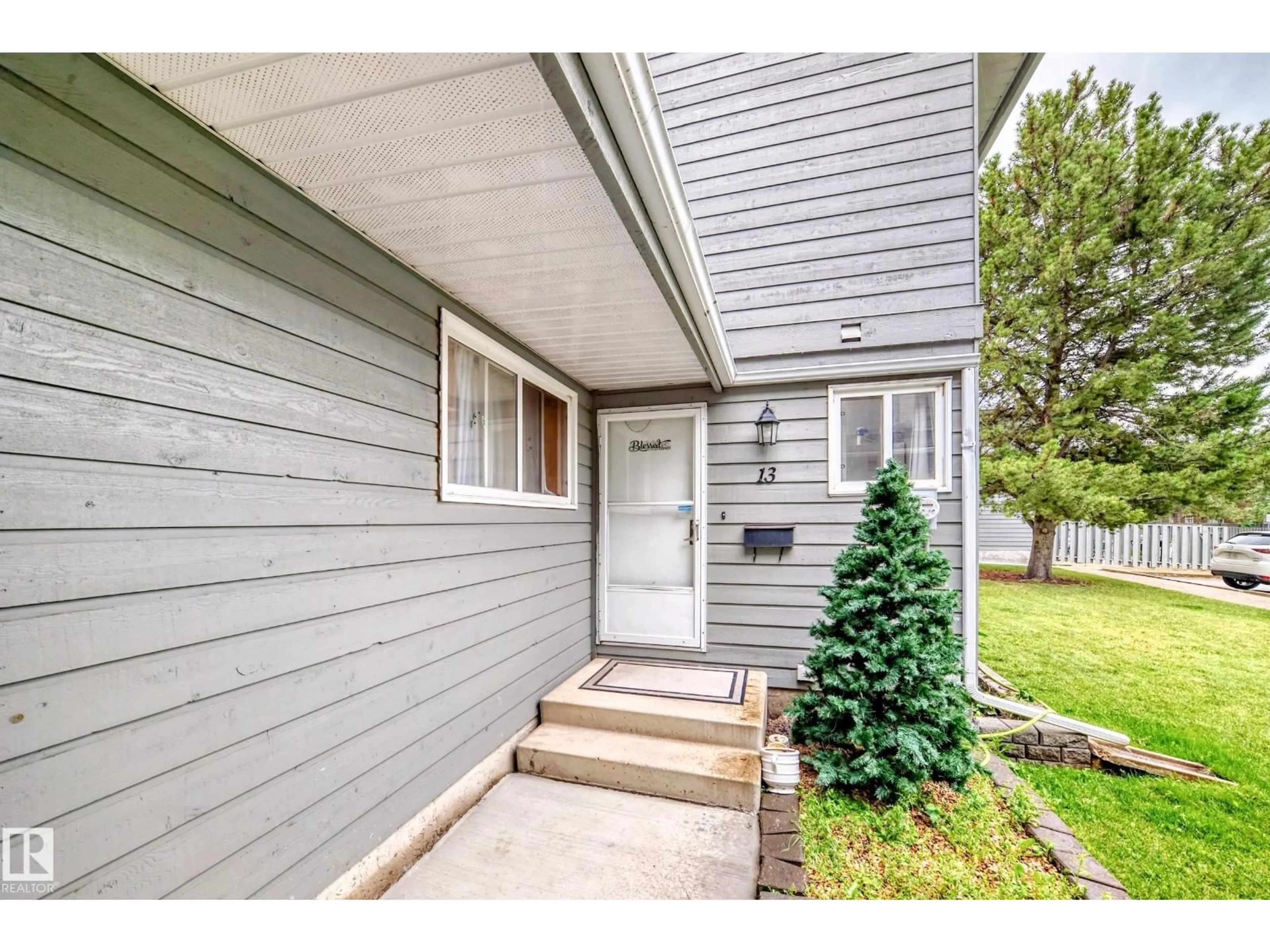 Unknown for #13 - 4610 17 AV, Edmonton Alberta T6L5T1