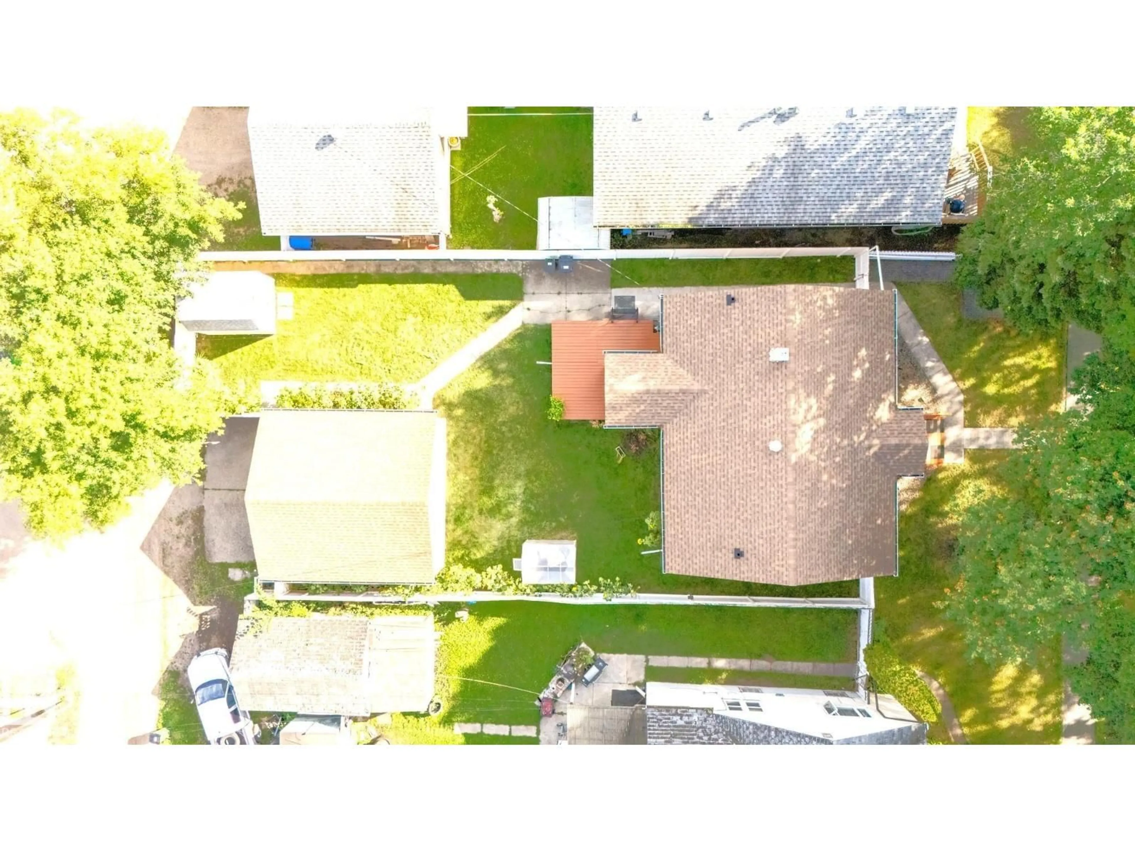 A pic from outside/outdoor area/front of a property/back of a property/a pic from drone, street for NW - 12021 67 ST, Edmonton Alberta T5B1M4
