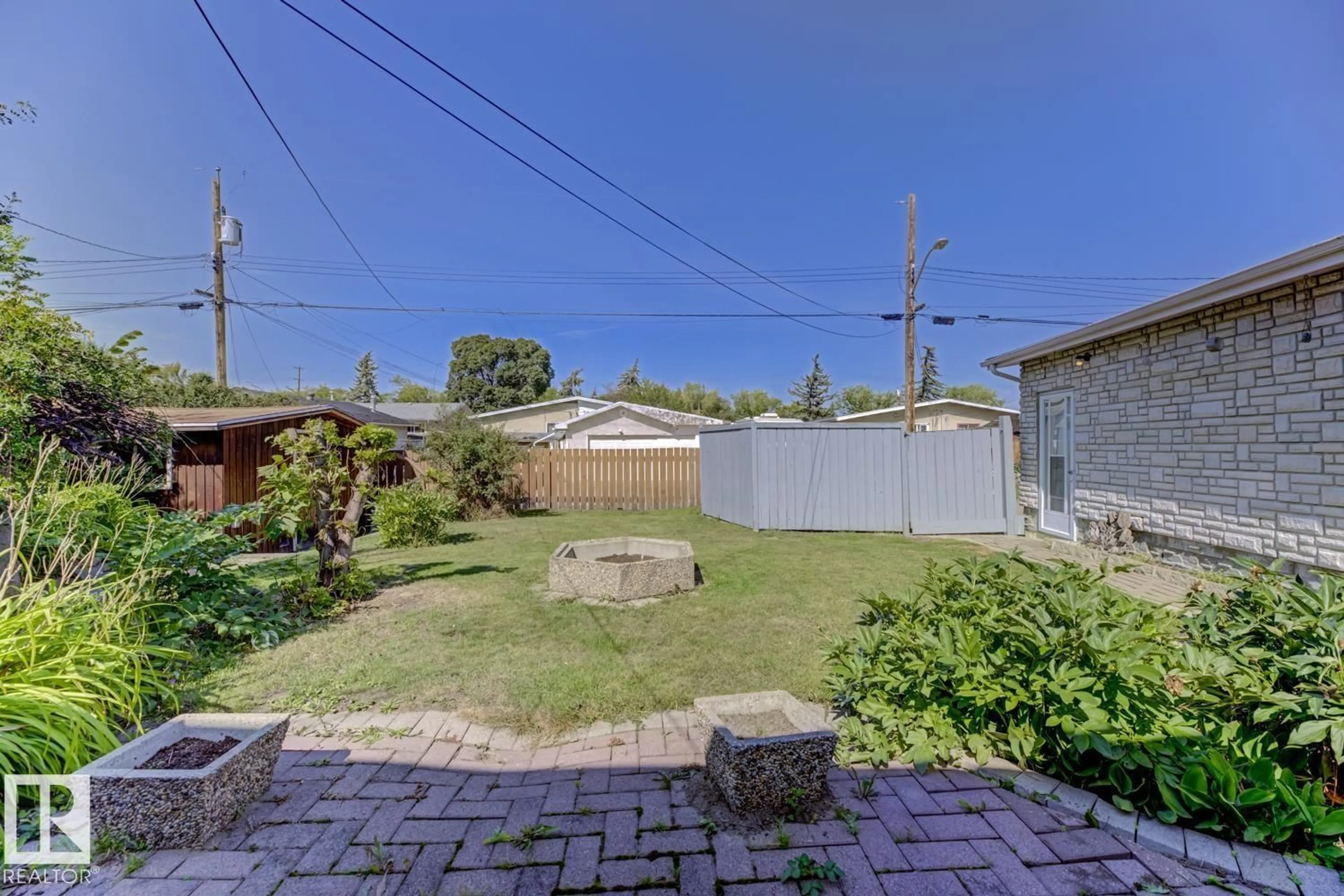 A pic from outside/outdoor area/front of a property/back of a property/a pic from drone, street for 11712 136 AV, Edmonton Alberta T5E1X6