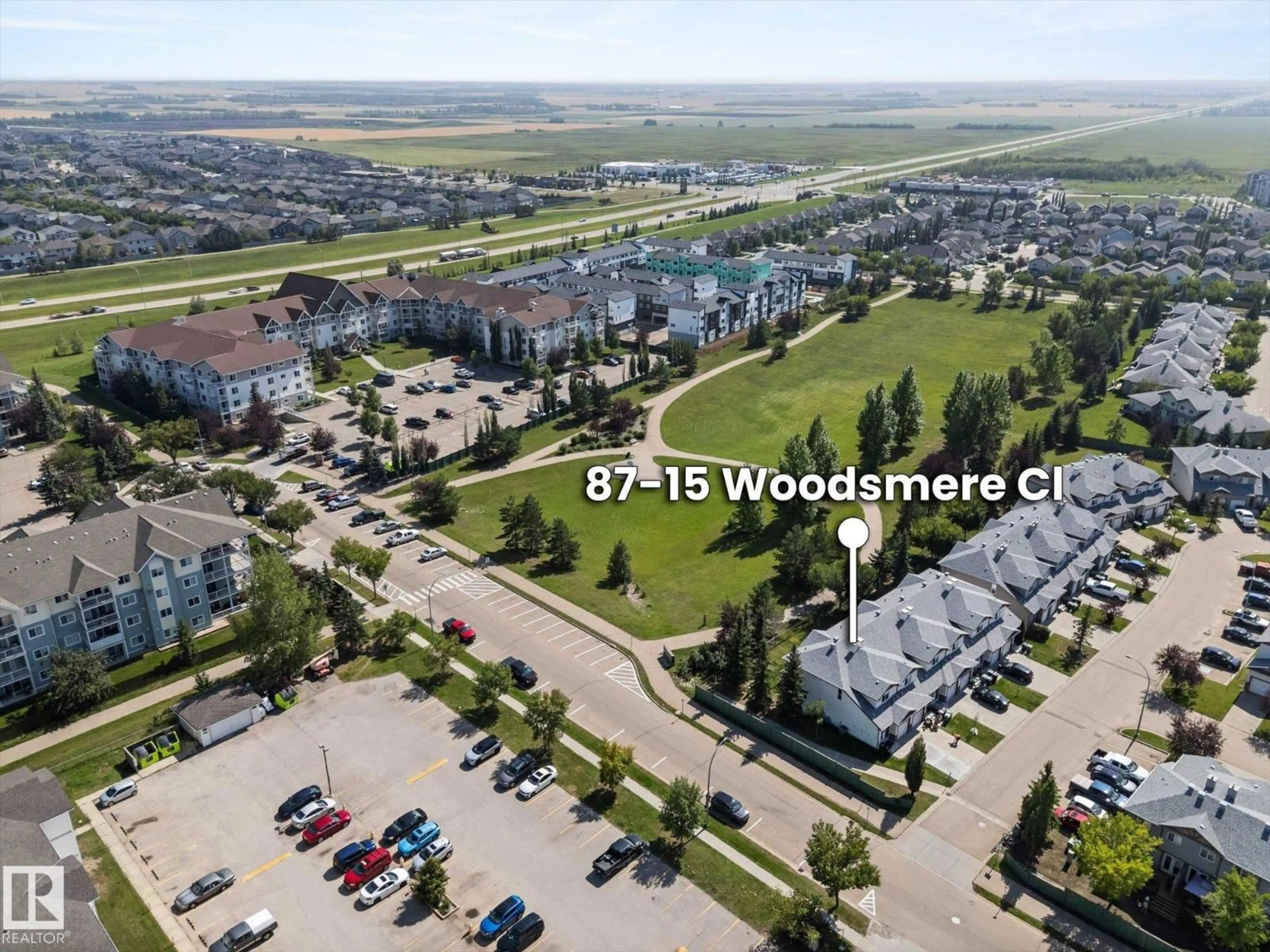 A pic from outside/outdoor area/front of a property/back of a property/a pic from drone, street for 15 - 87 WOODSMERE CL, Fort Saskatchewan Alberta T8L4S2