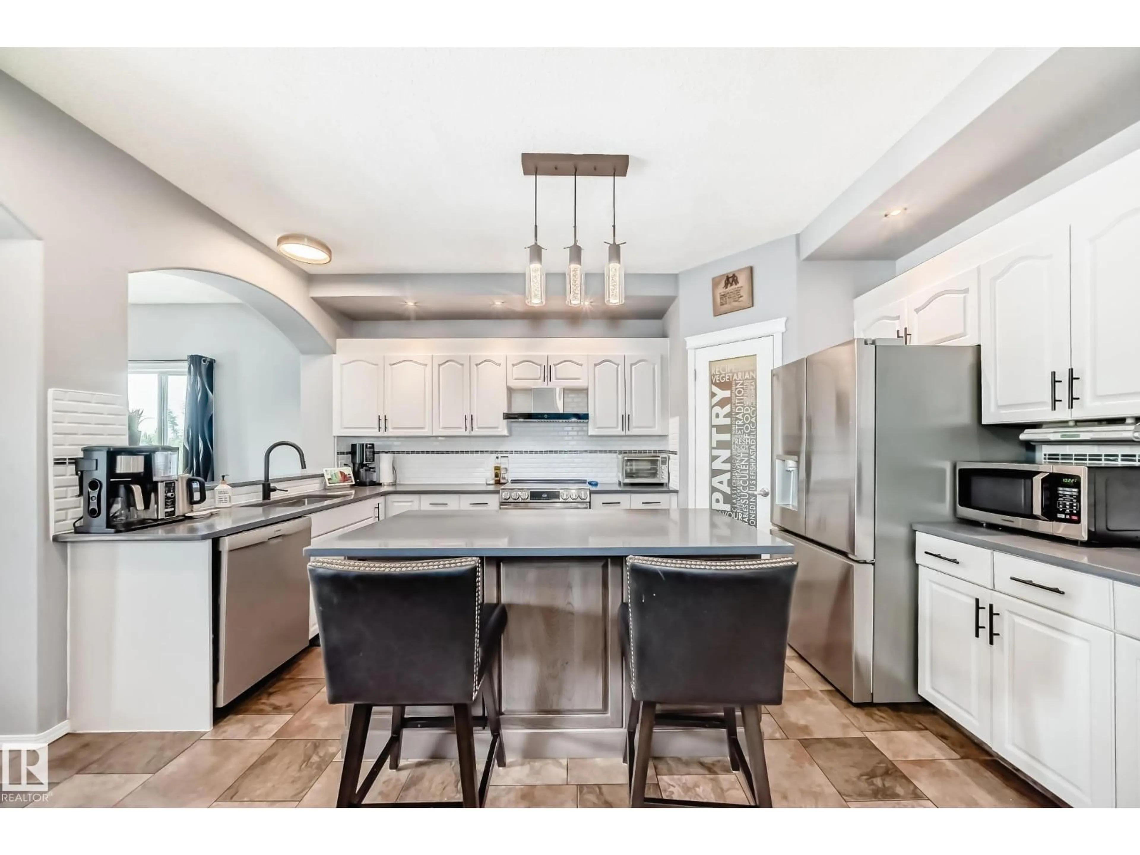 Open concept kitchen, ceramic/tile floor for 778 ORMSBY W, Edmonton Alberta T5T6E5