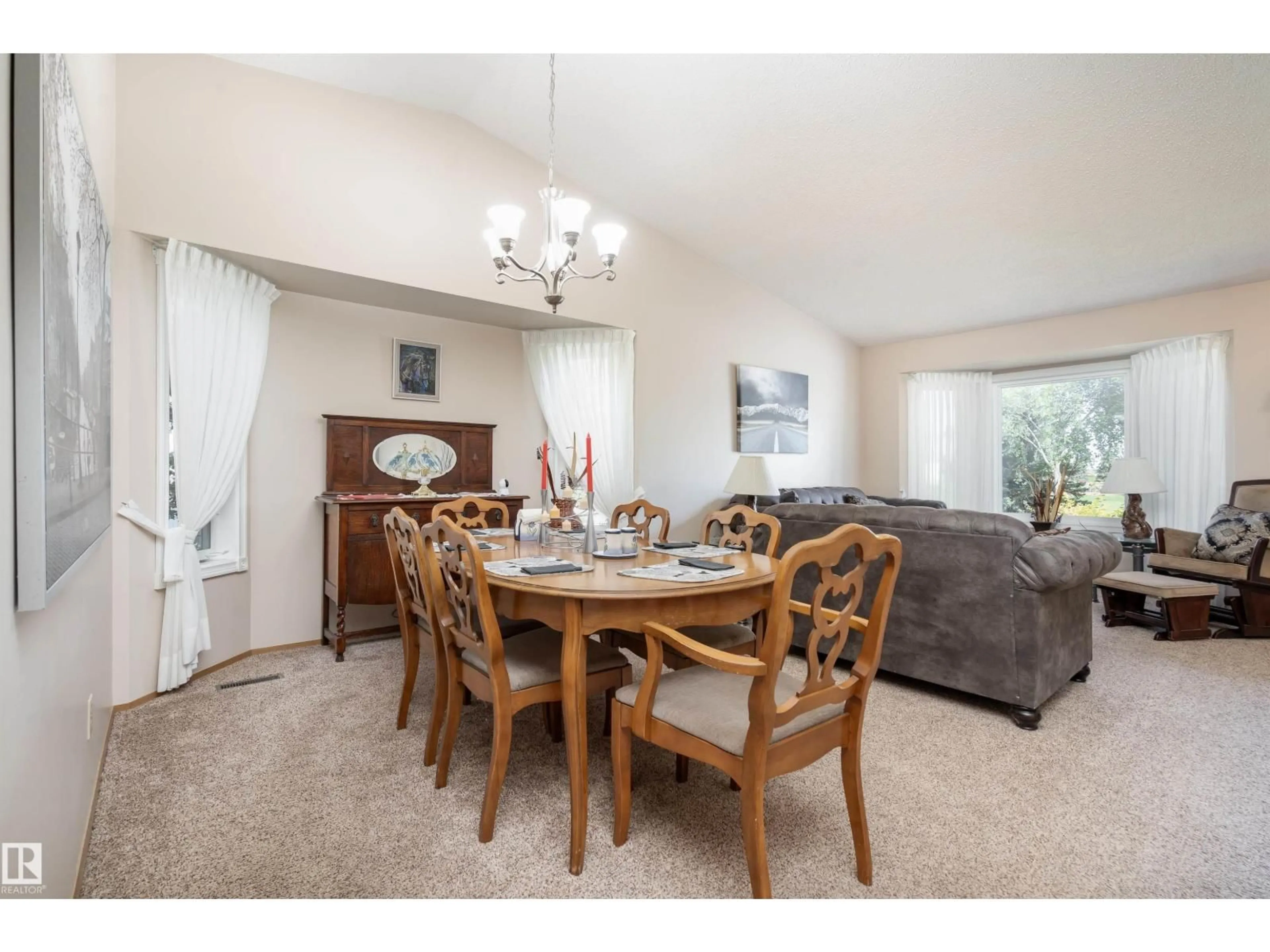 Dining room, unknown for 4116 44 AV, Stony Plain Alberta T7Z1K3