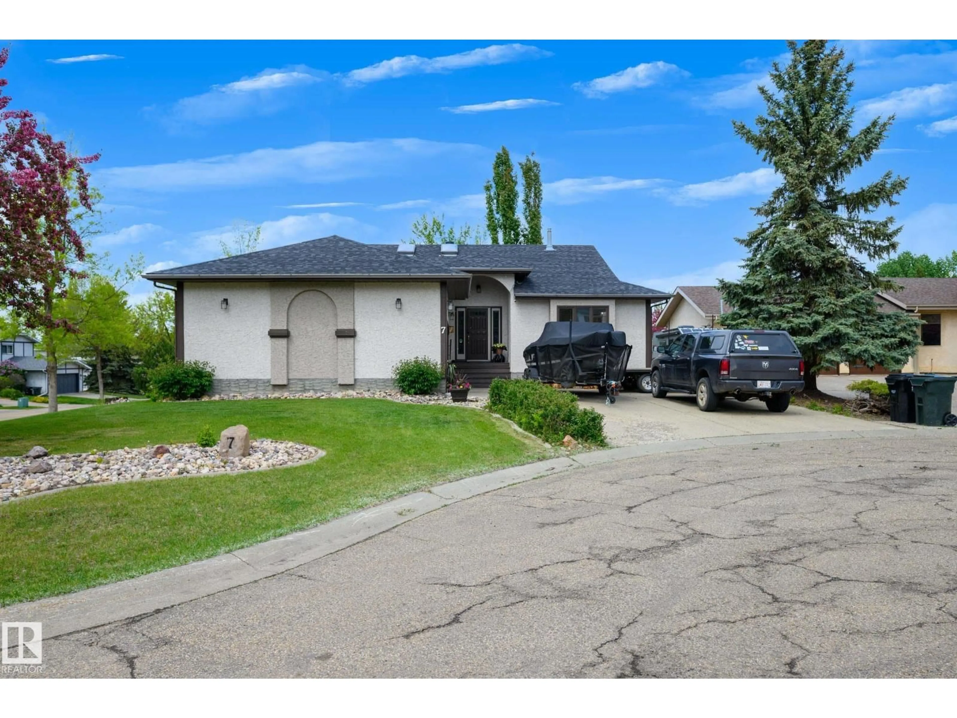 Unknown for 7 FIELDSTONE CV, Spruce Grove Alberta T7X3C1