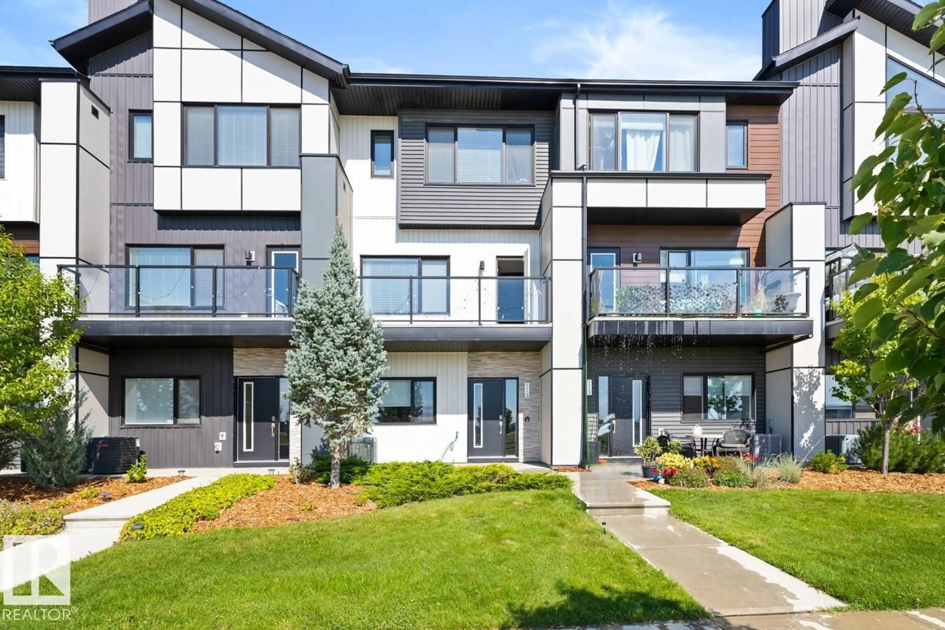 Patio, unknown for 1115 KESWICK DR, Edmonton Alberta T6W4B6