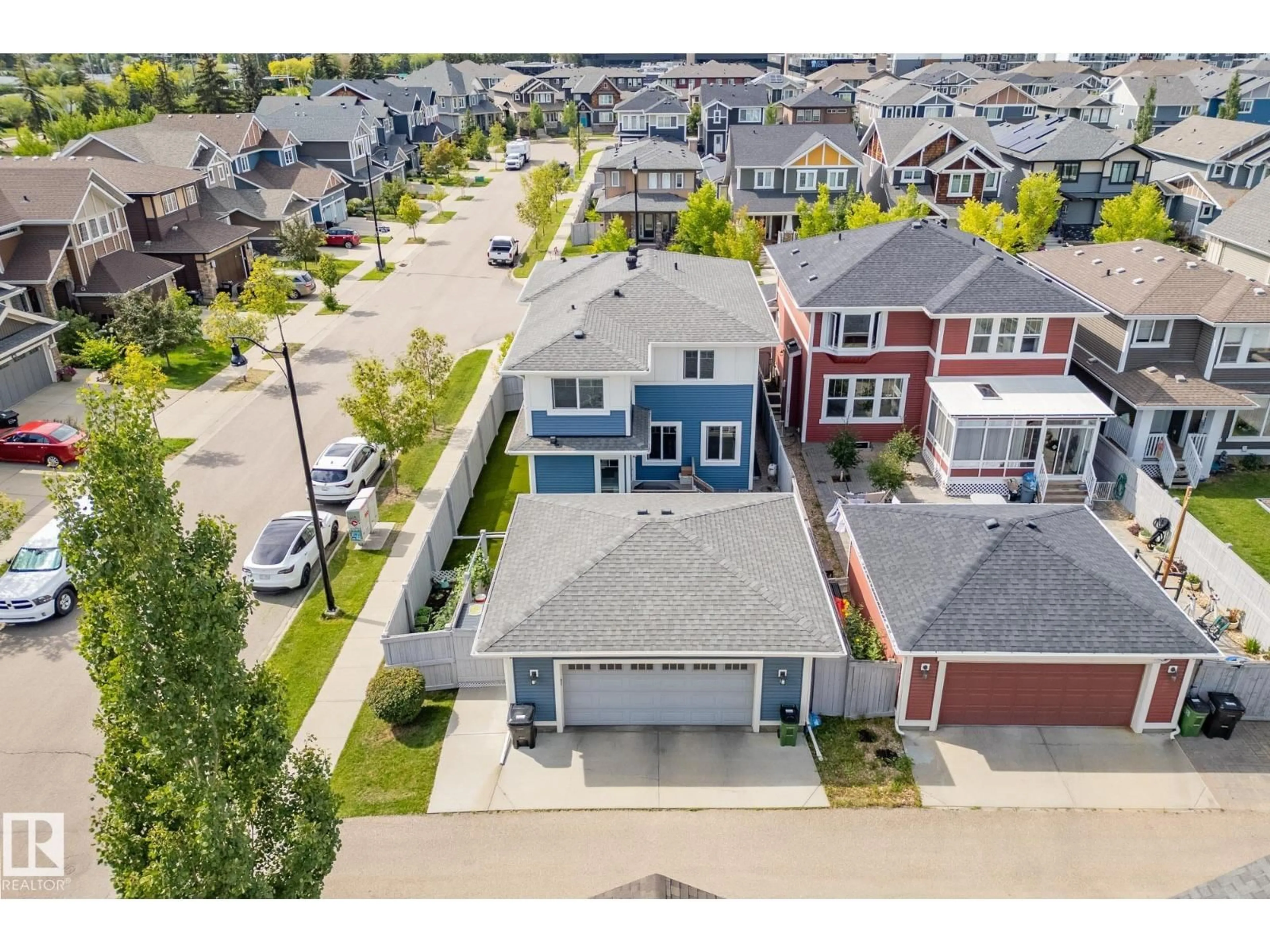 A pic from outside/outdoor area/front of a property/back of a property/a pic from drone, street for 5203 ADMIRAL WALTER HOSE ST, Edmonton Alberta T5E6T5