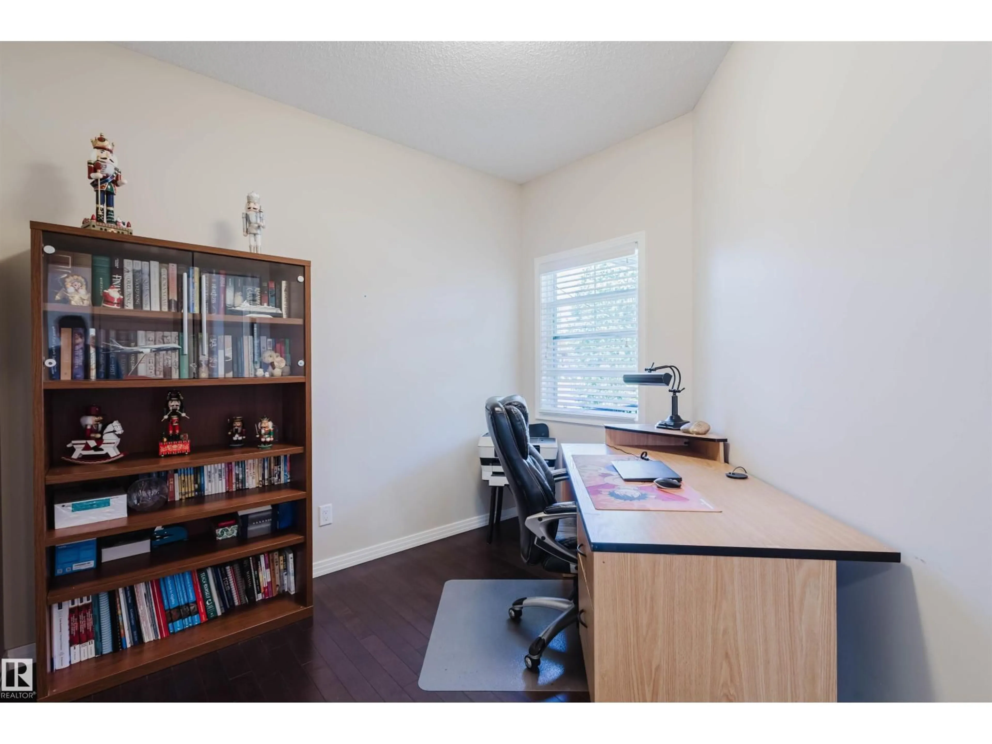 A pic of a room for 6731 SPEAKER PL, Edmonton Alberta T6R0N9