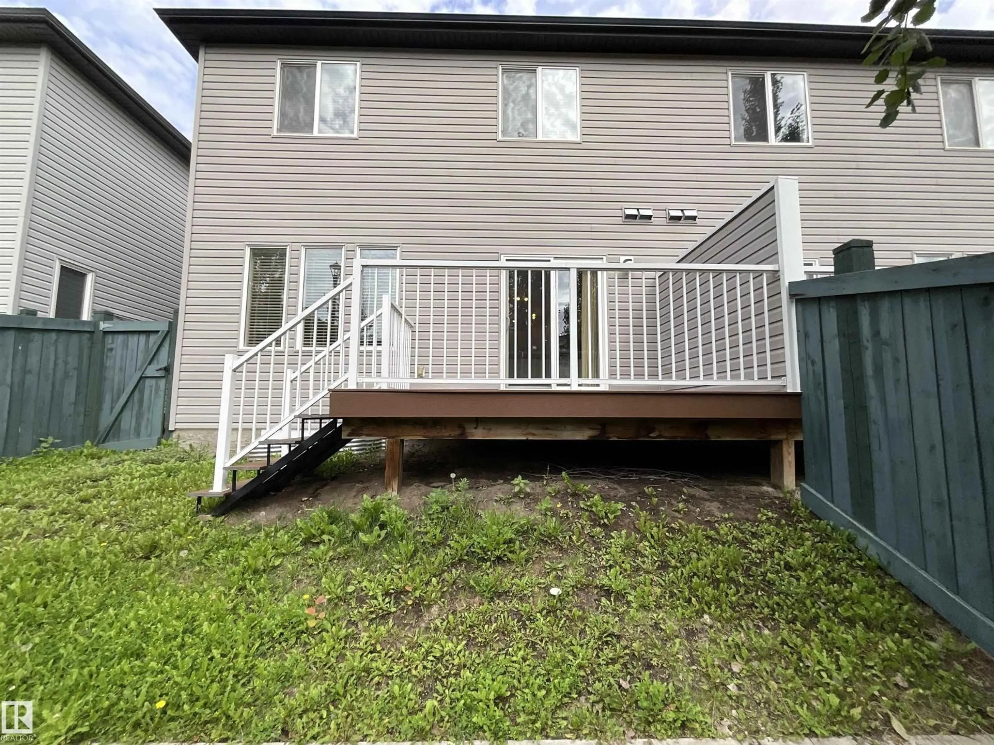 Unknown for #33 - 9350 211 ST, Edmonton Alberta T5T4T8