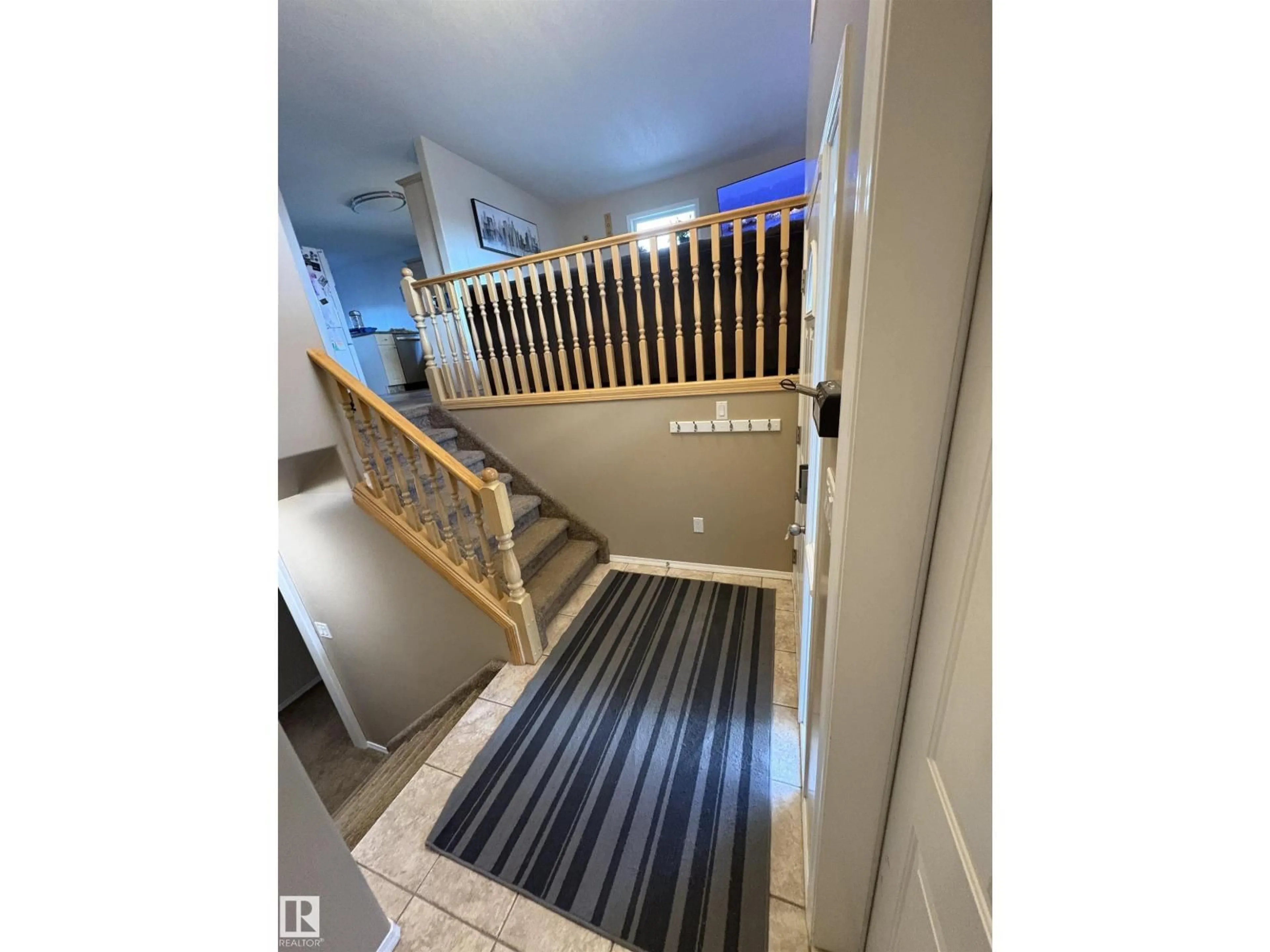 Stairs for 152 MACKAY CR, Hinton Alberta T7V2T7