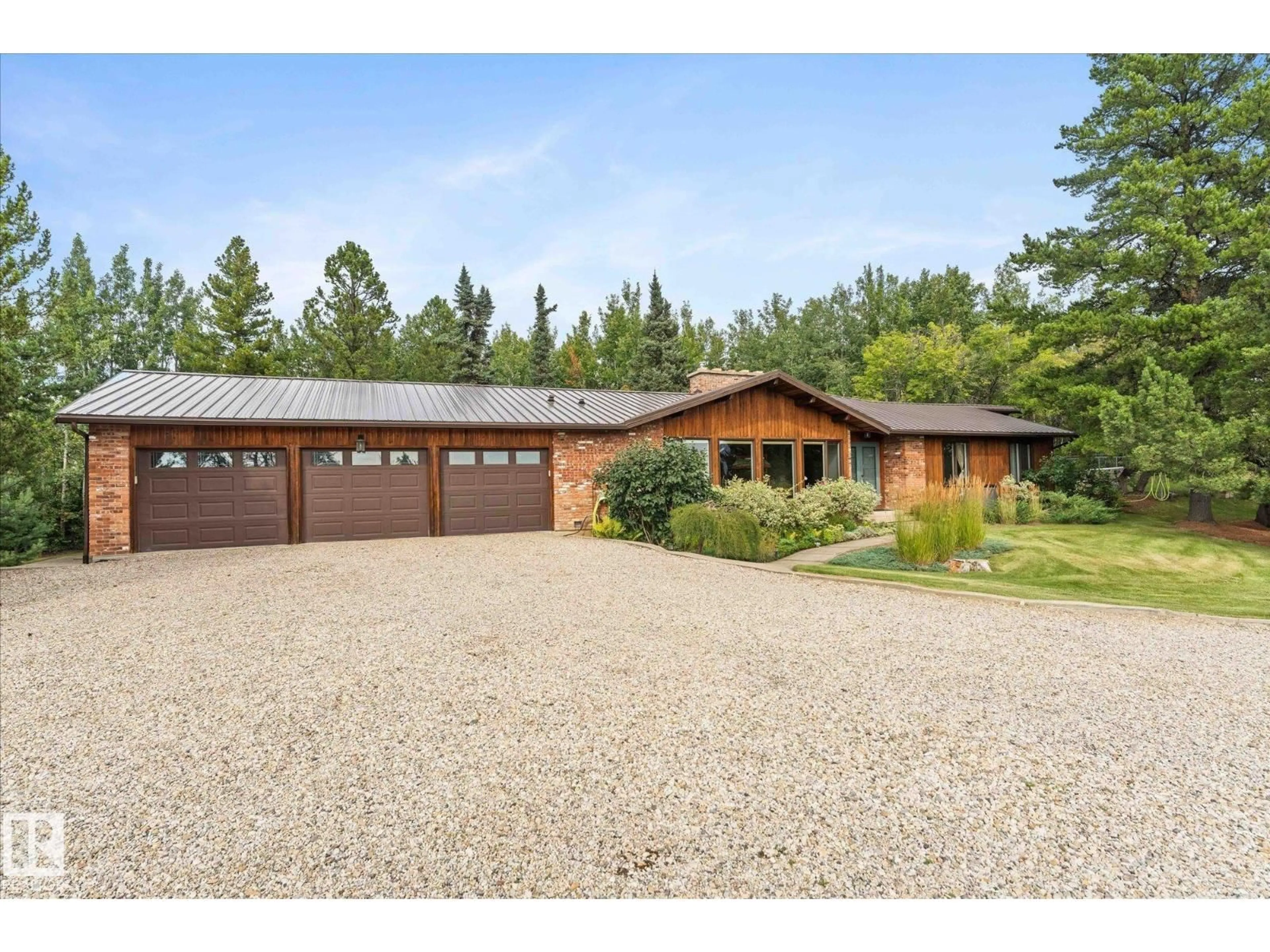 A pic from outside/outdoor area/front of a property/back of a property/a pic from drone, unknown for 13 53333 RGE ROAD 20, Rural Parkland County Alberta T7Y0C4